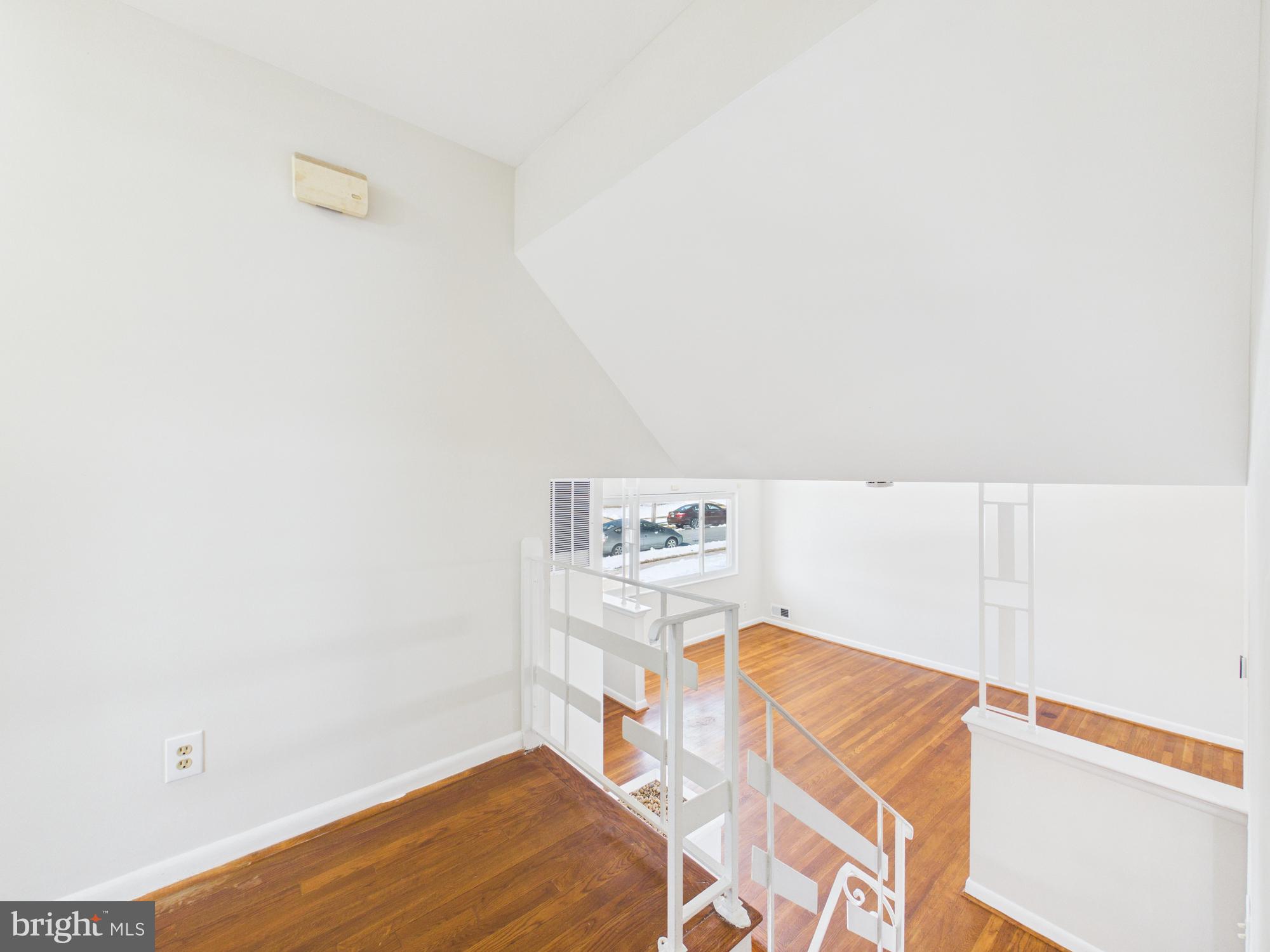 CARROLL KNOLLS - Residential Lease
