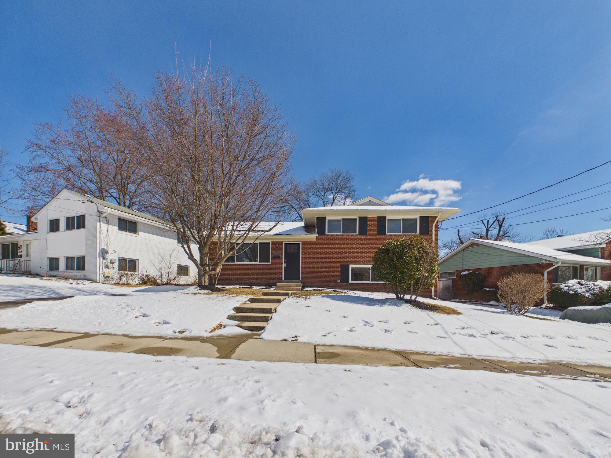 CARROLL KNOLLS - Residential Lease