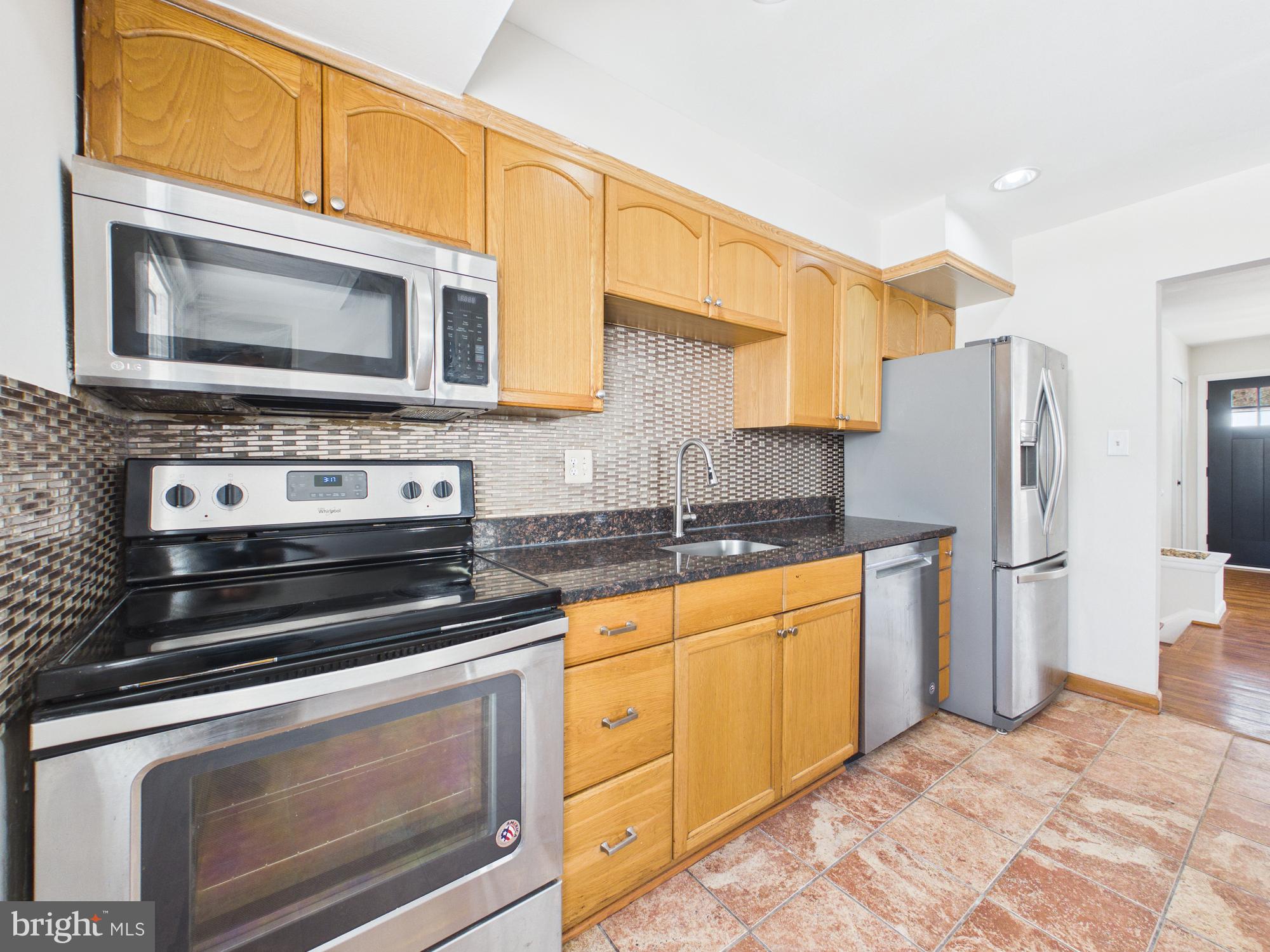 CARROLL KNOLLS - Residential Lease