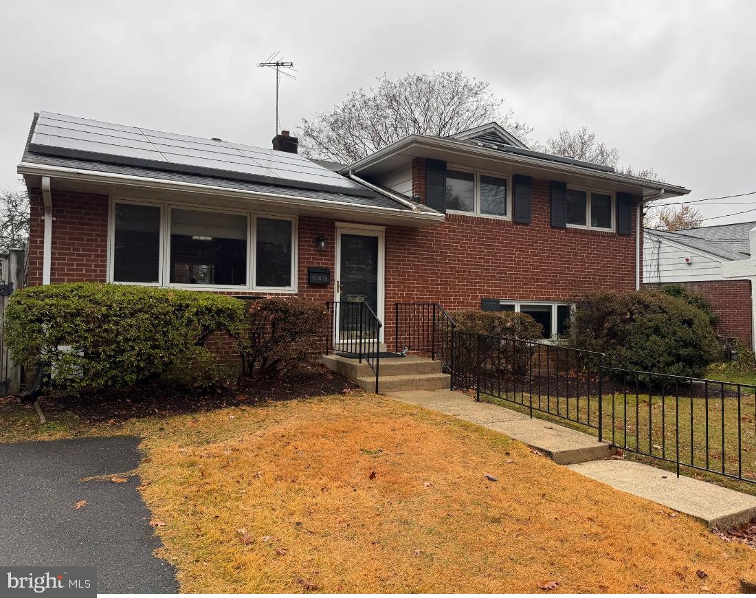 CARROLL KNOLLS - Residential Lease