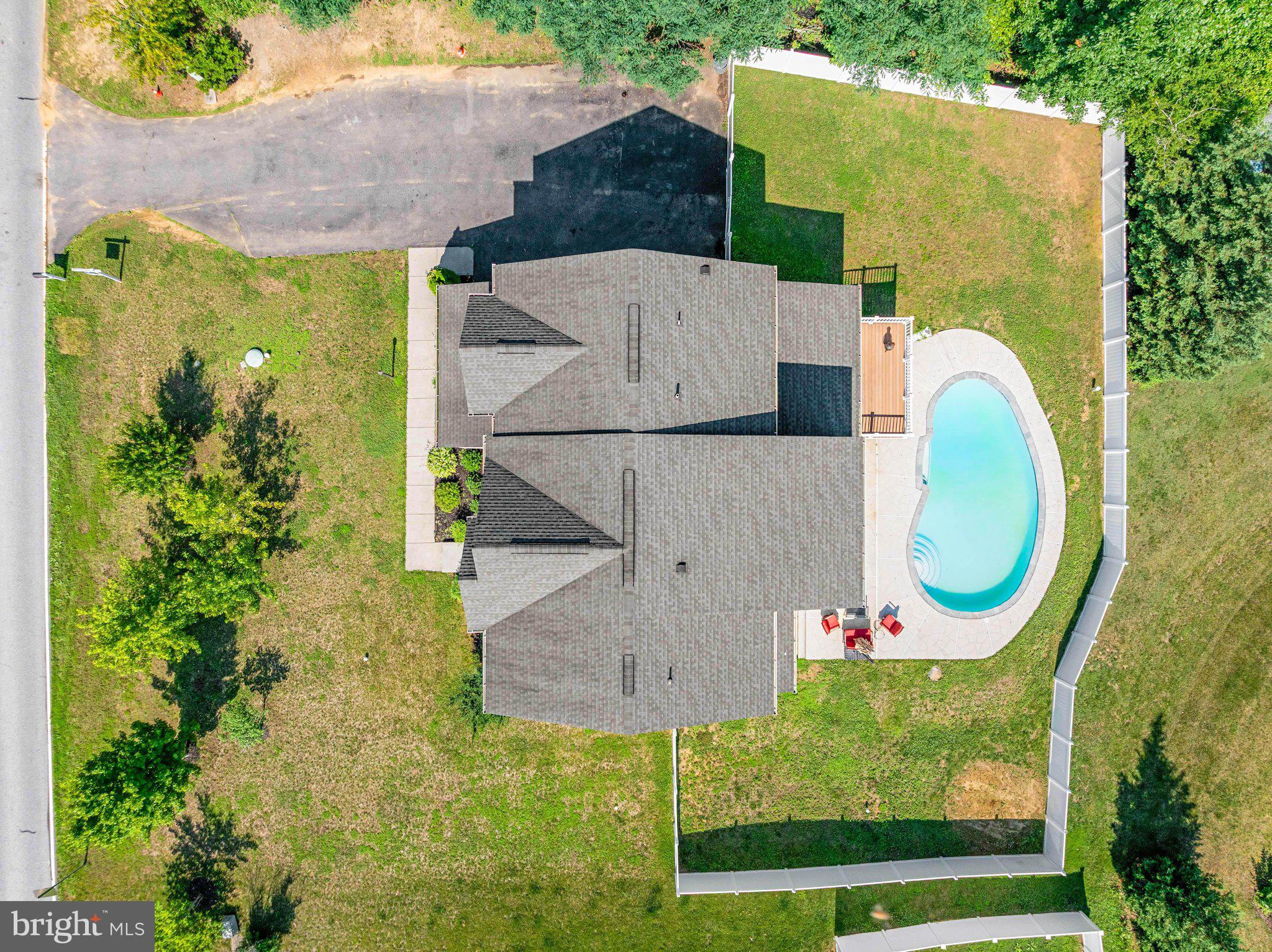 SOUTHPOINTE - Residential