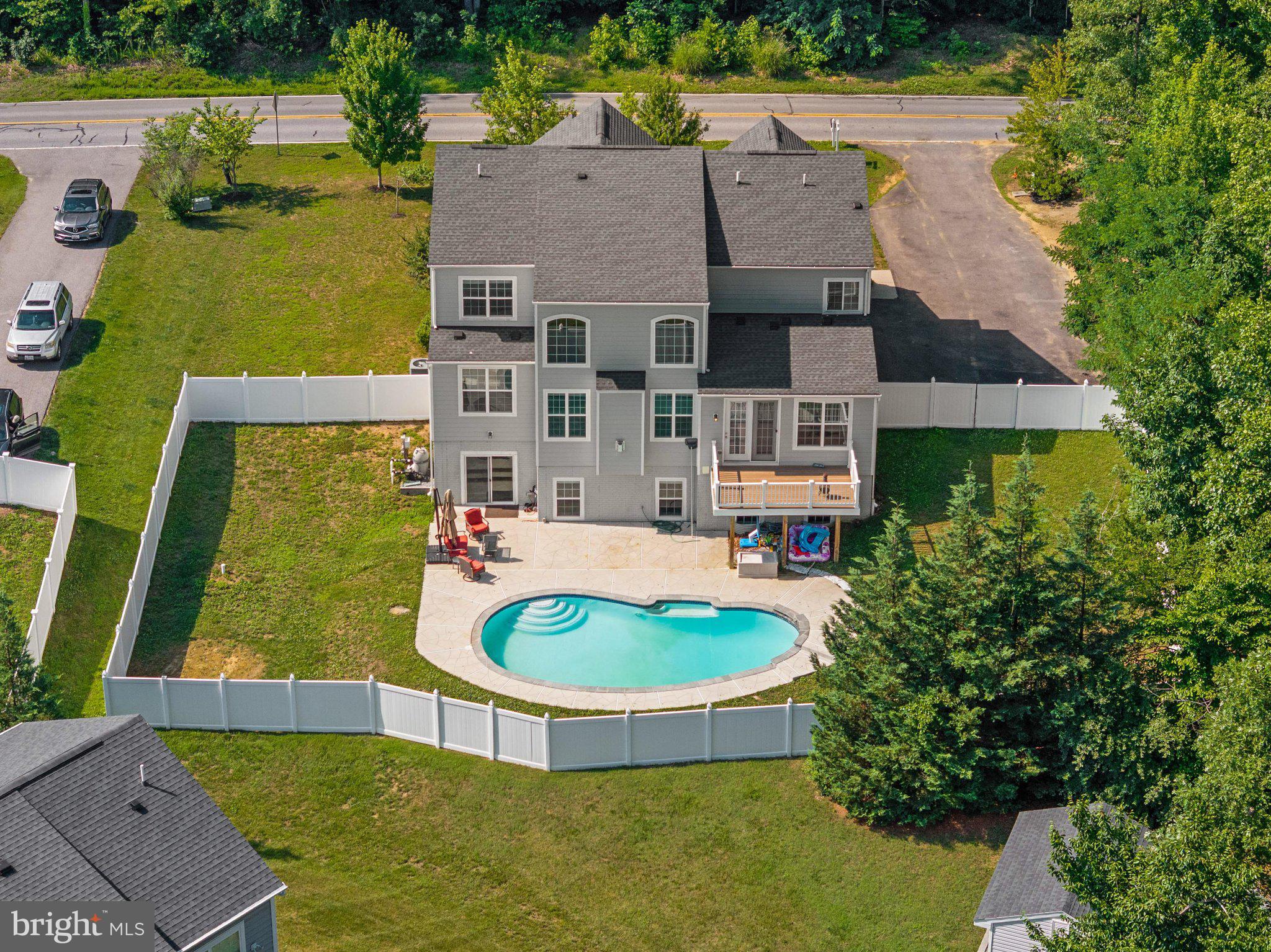 SOUTHPOINTE - Residential