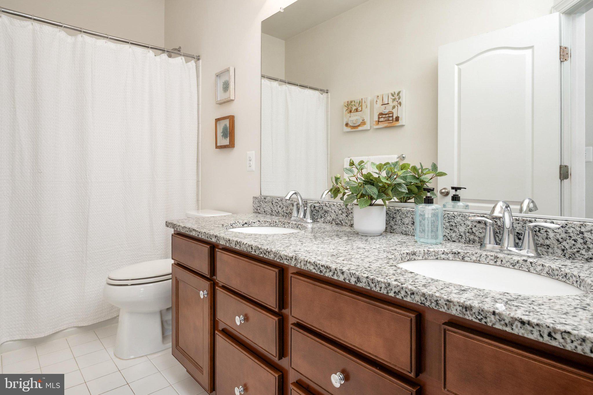 SOUTHPOINTE - Residential