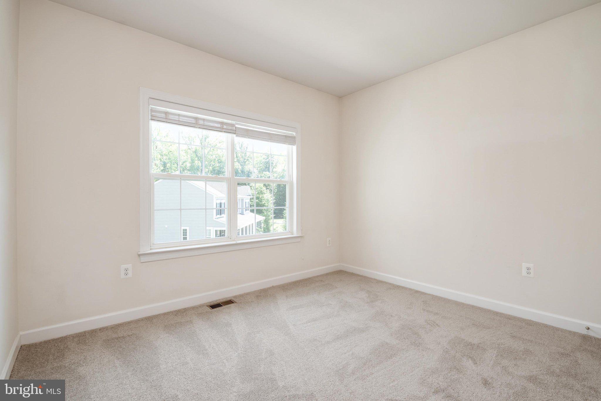 SOUTHPOINTE - Residential