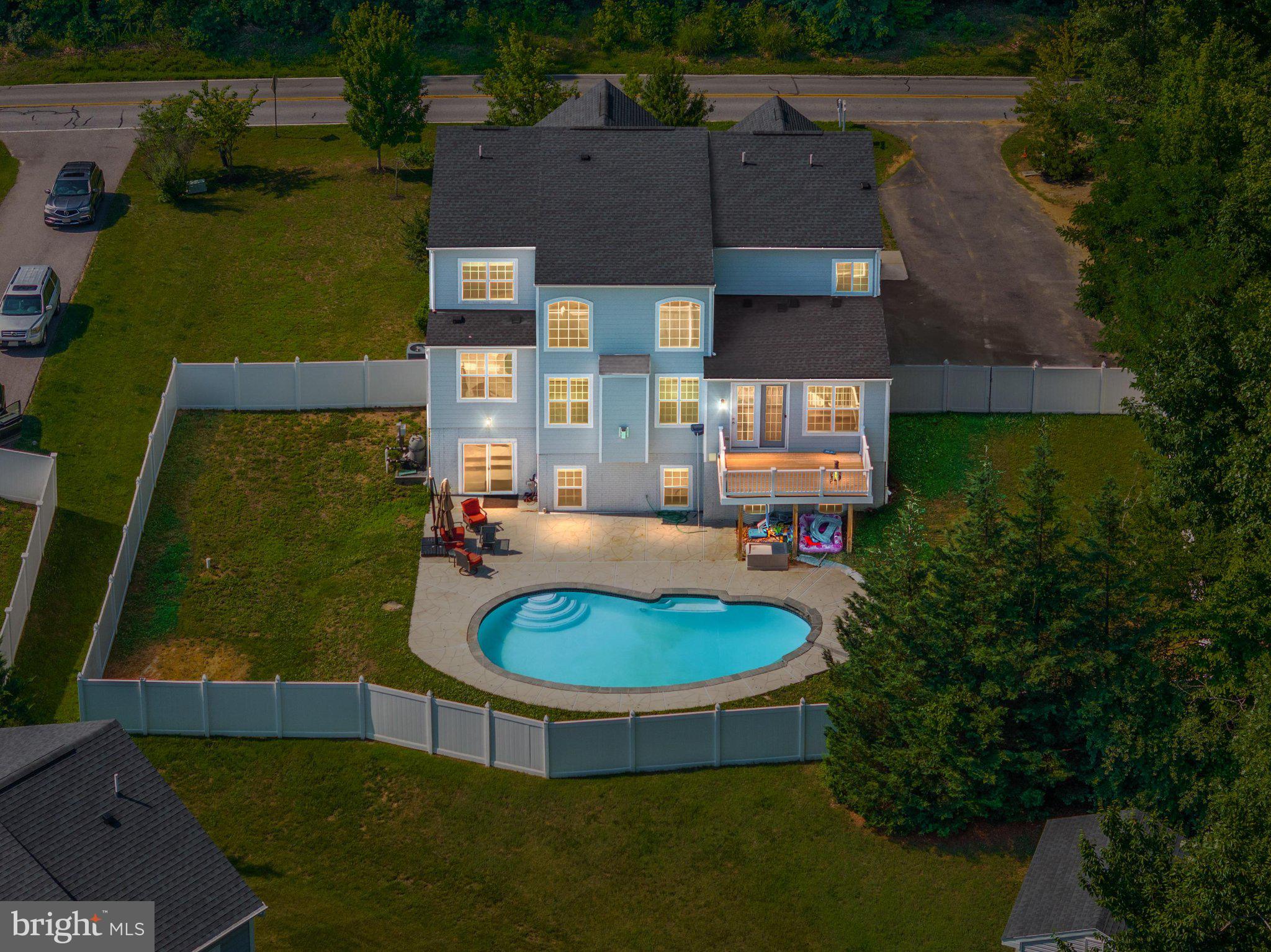 SOUTHPOINTE - Residential