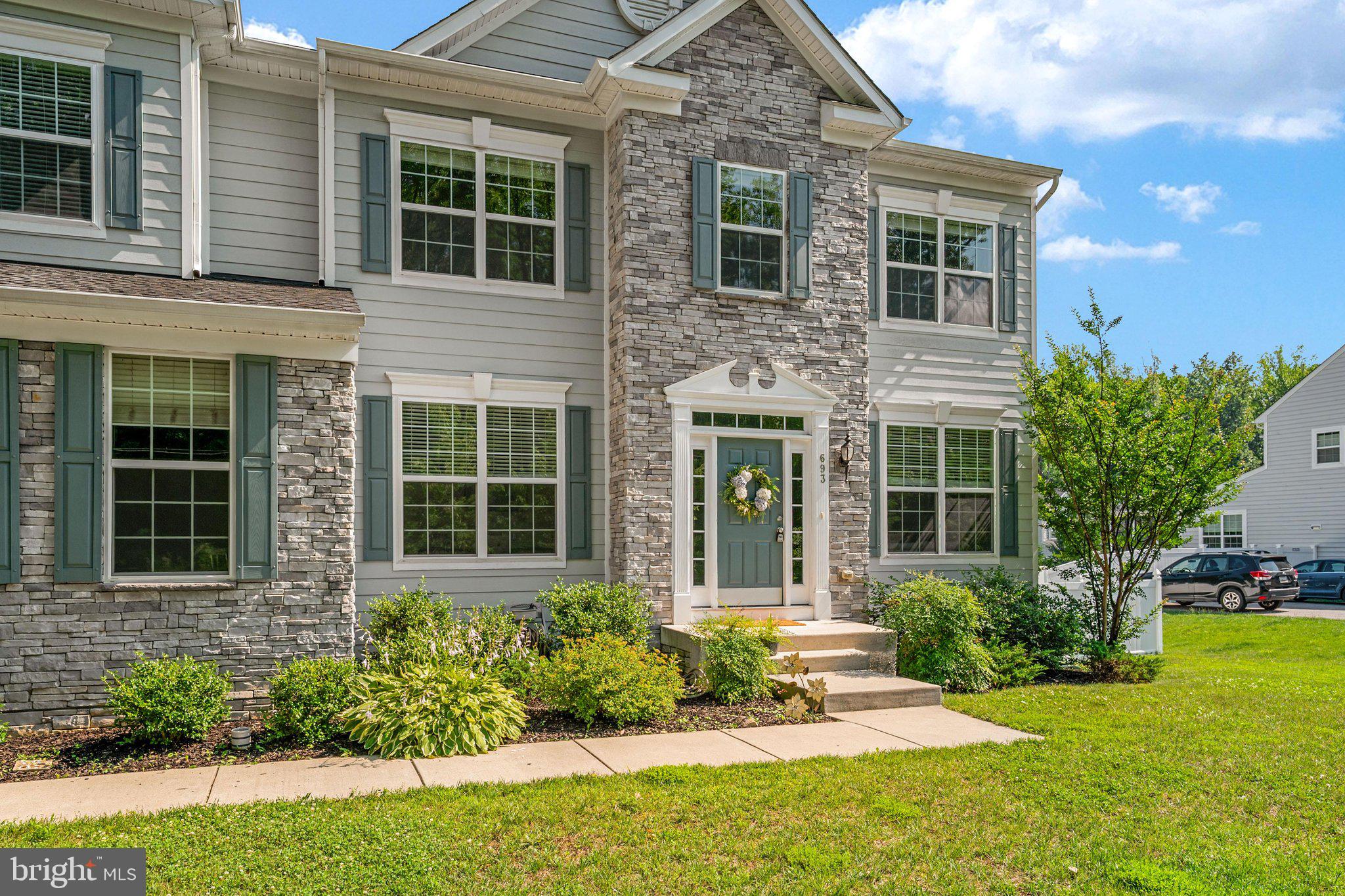 SOUTHPOINTE - Residential