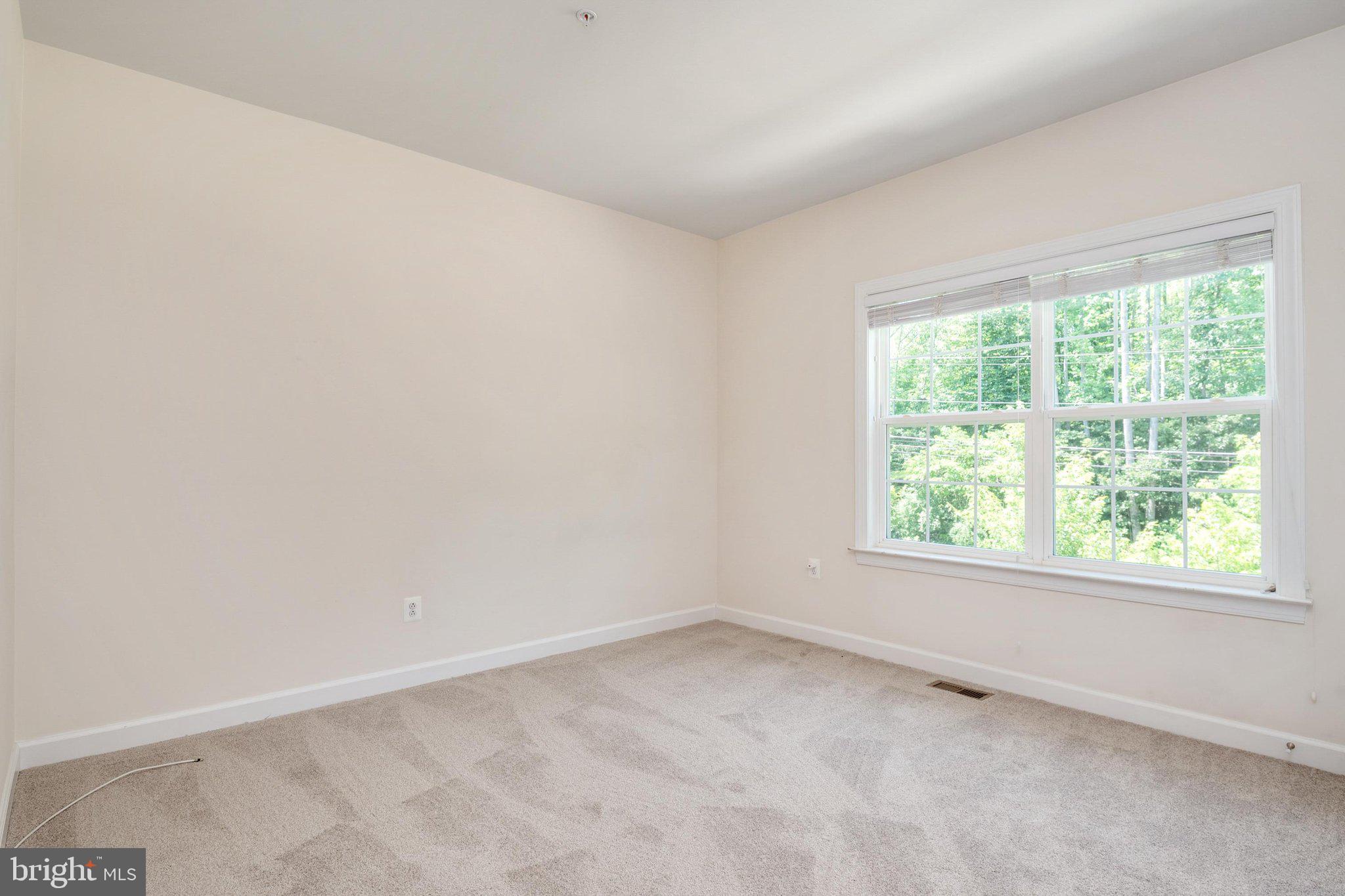 SOUTHPOINTE - Residential