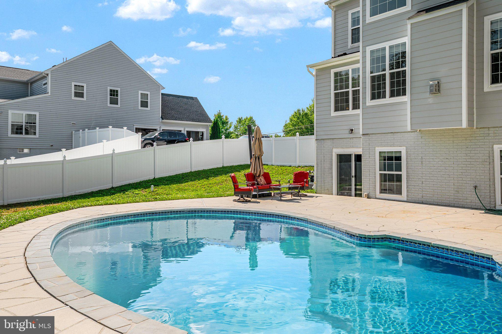 SOUTHPOINTE - Residential