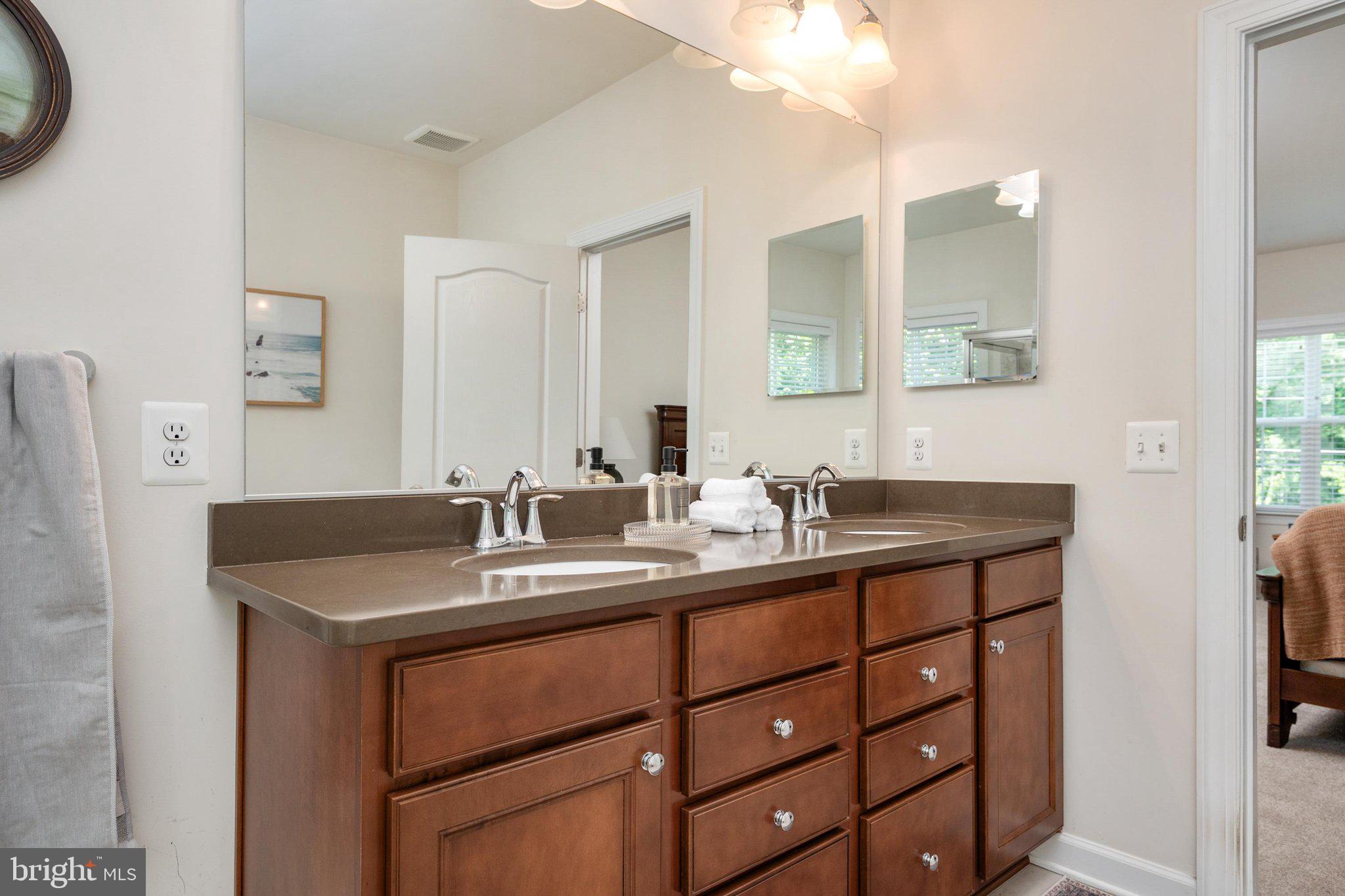 SOUTHPOINTE - Residential
