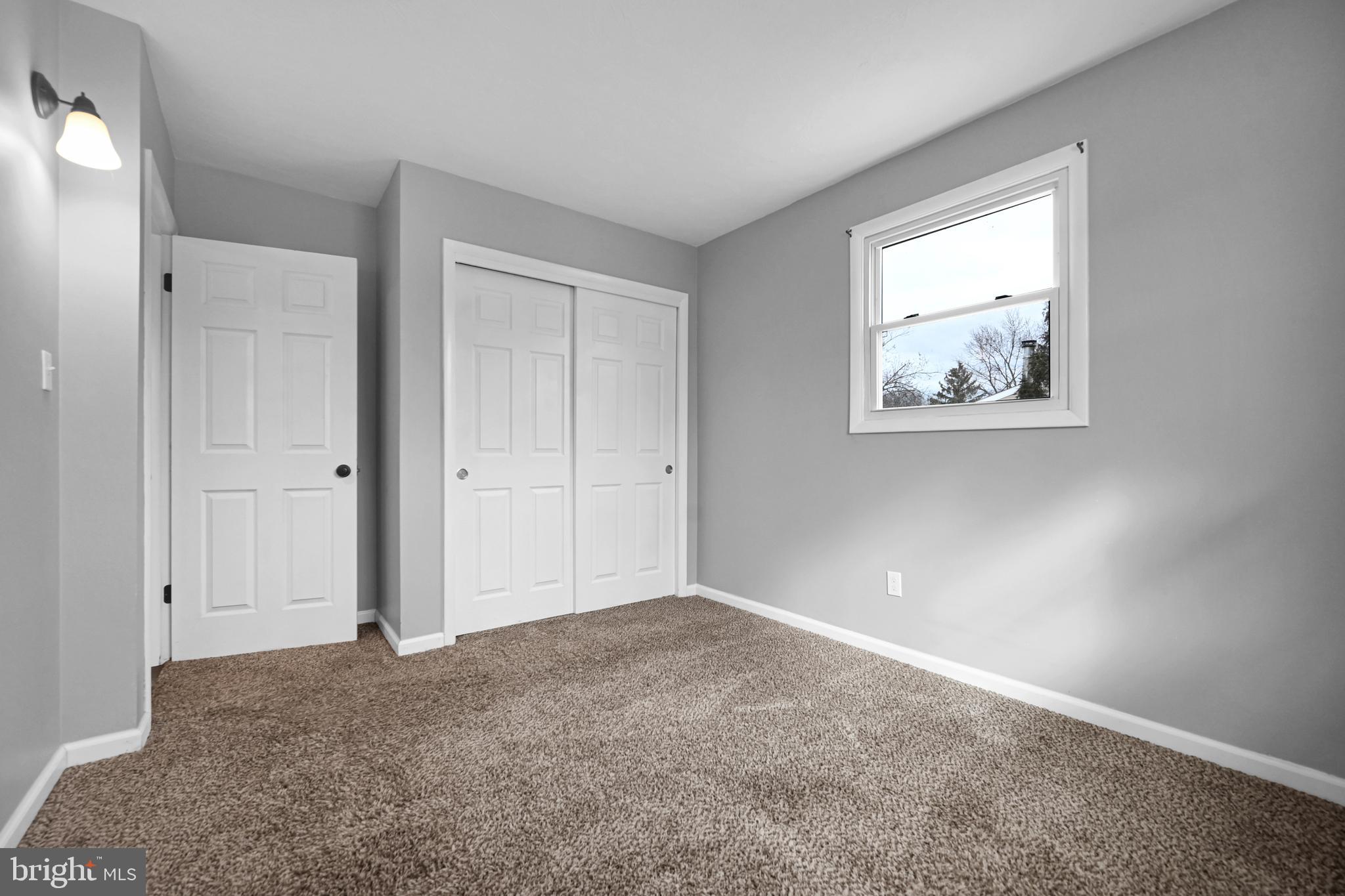 WILLS FORD - Residential