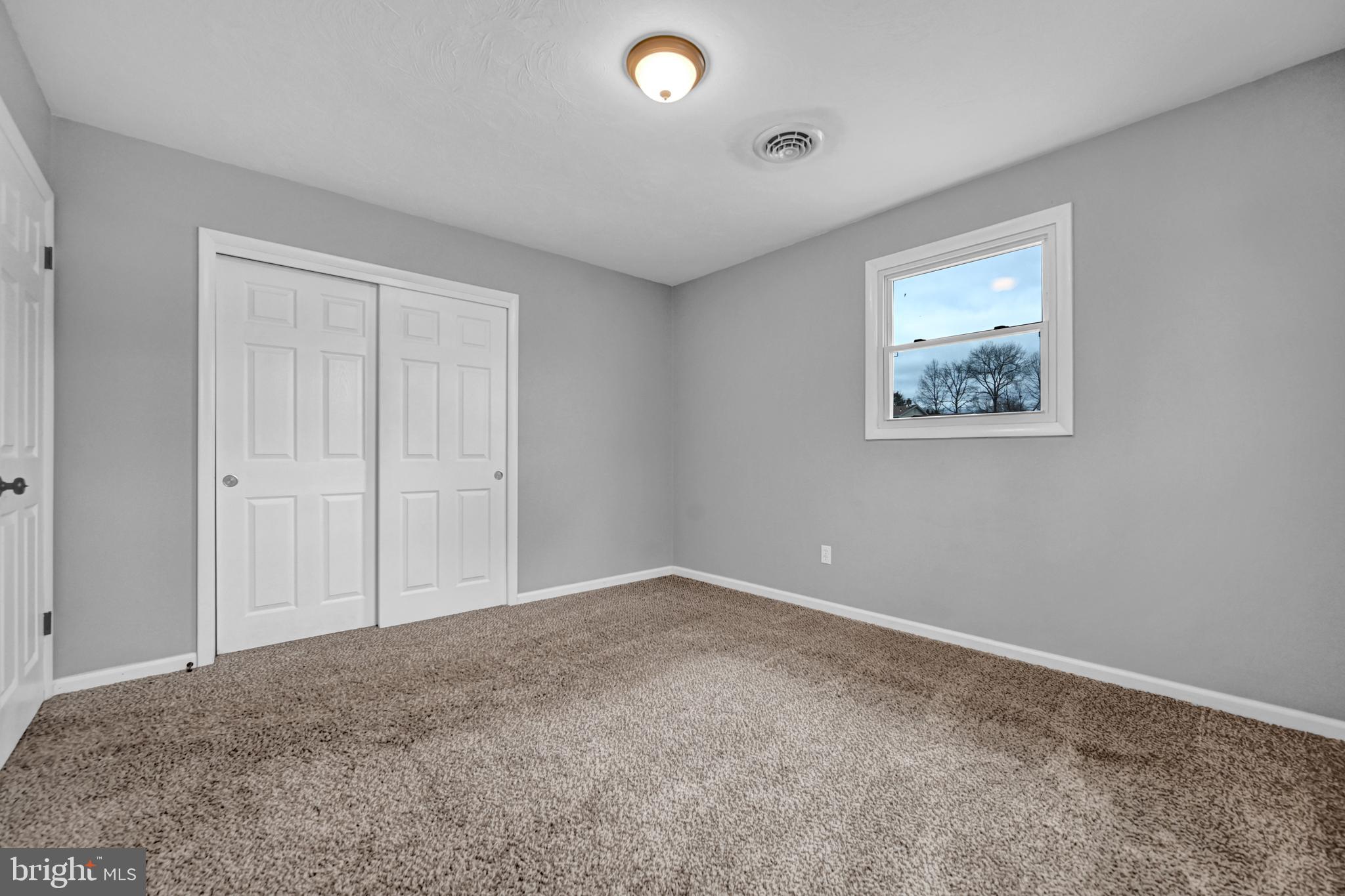 WILLS FORD - Residential