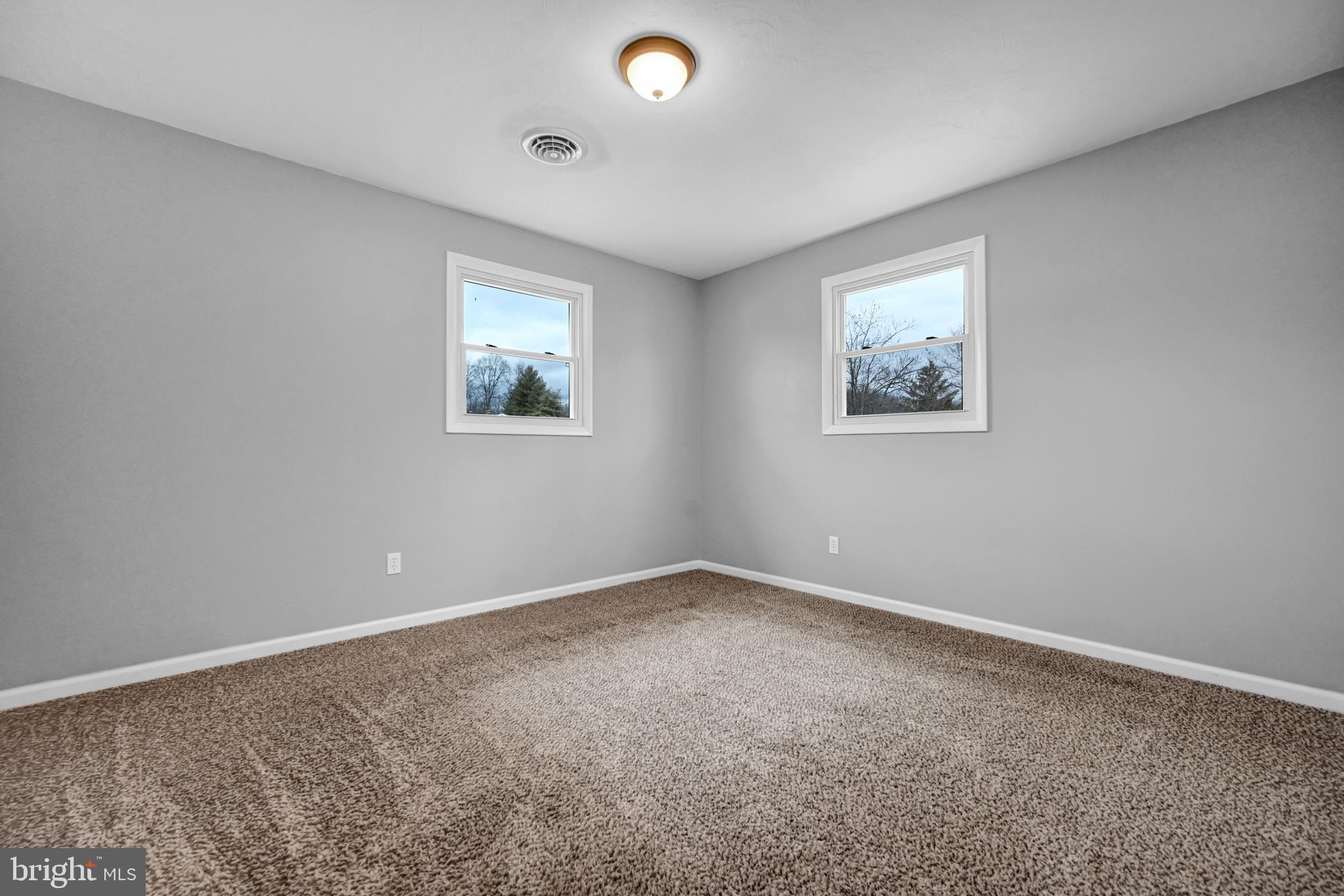 WILLS FORD - Residential