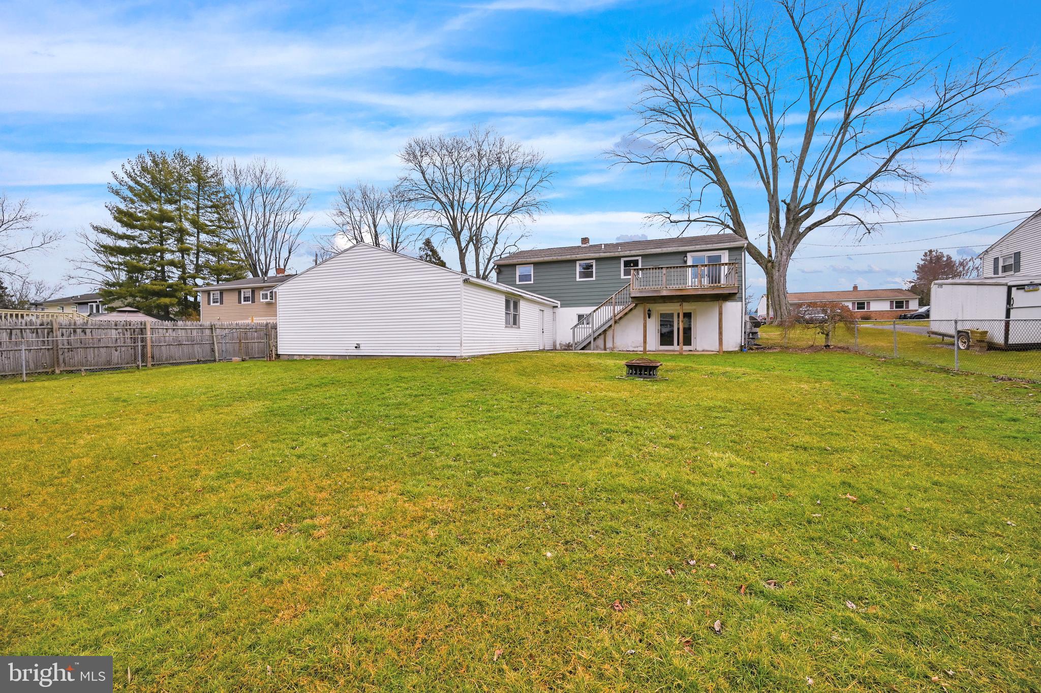 WILLS FORD - Residential