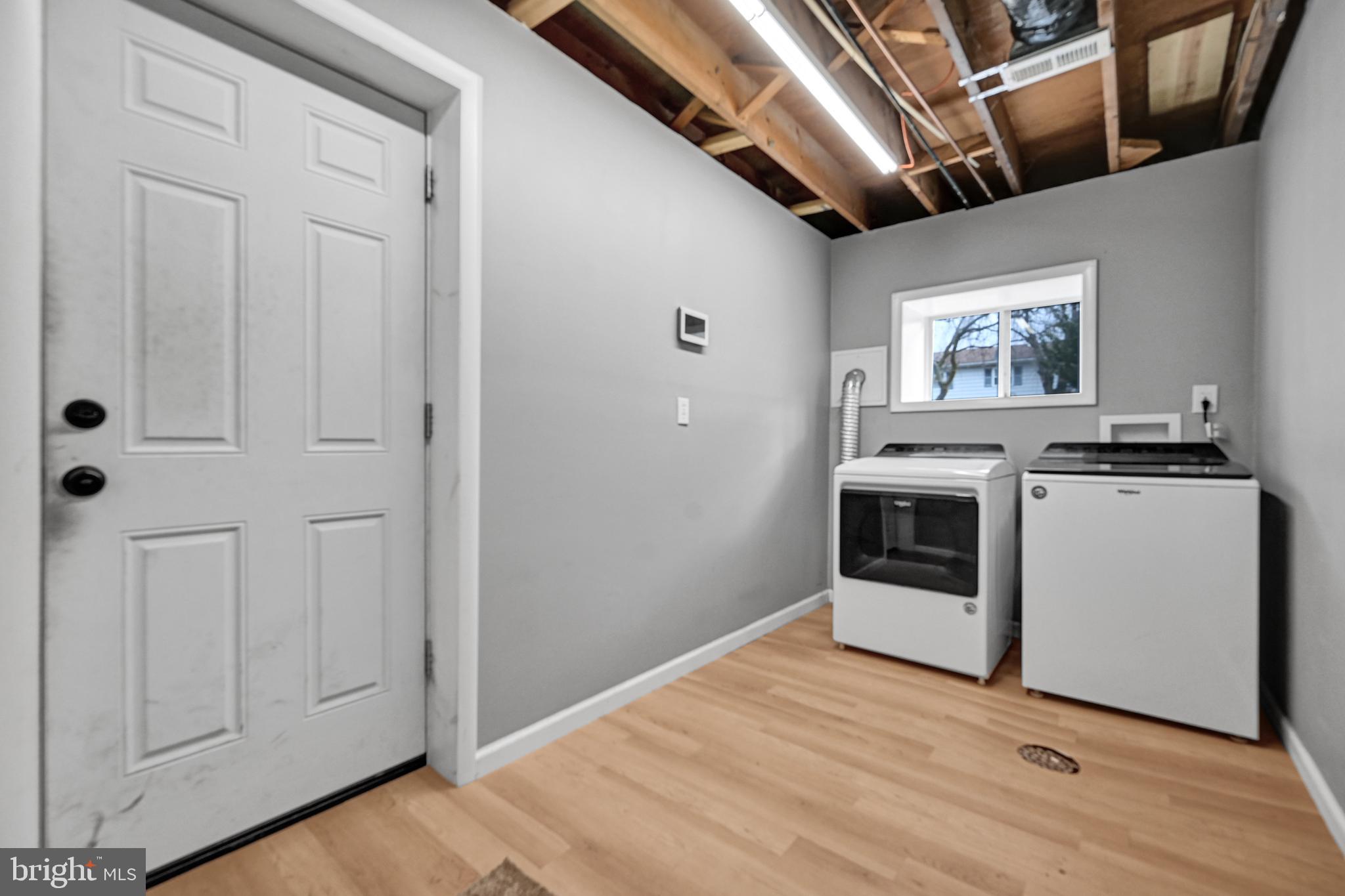 WILLS FORD - Residential
