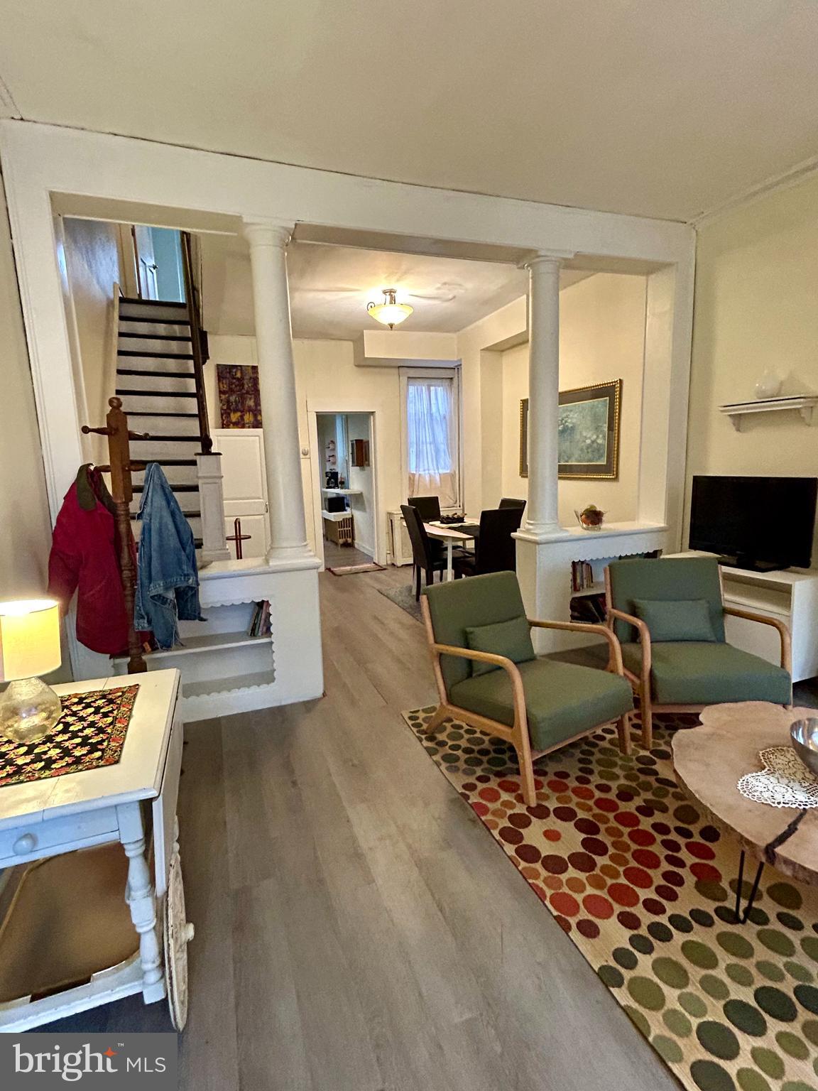 KENSINGTON - Residential