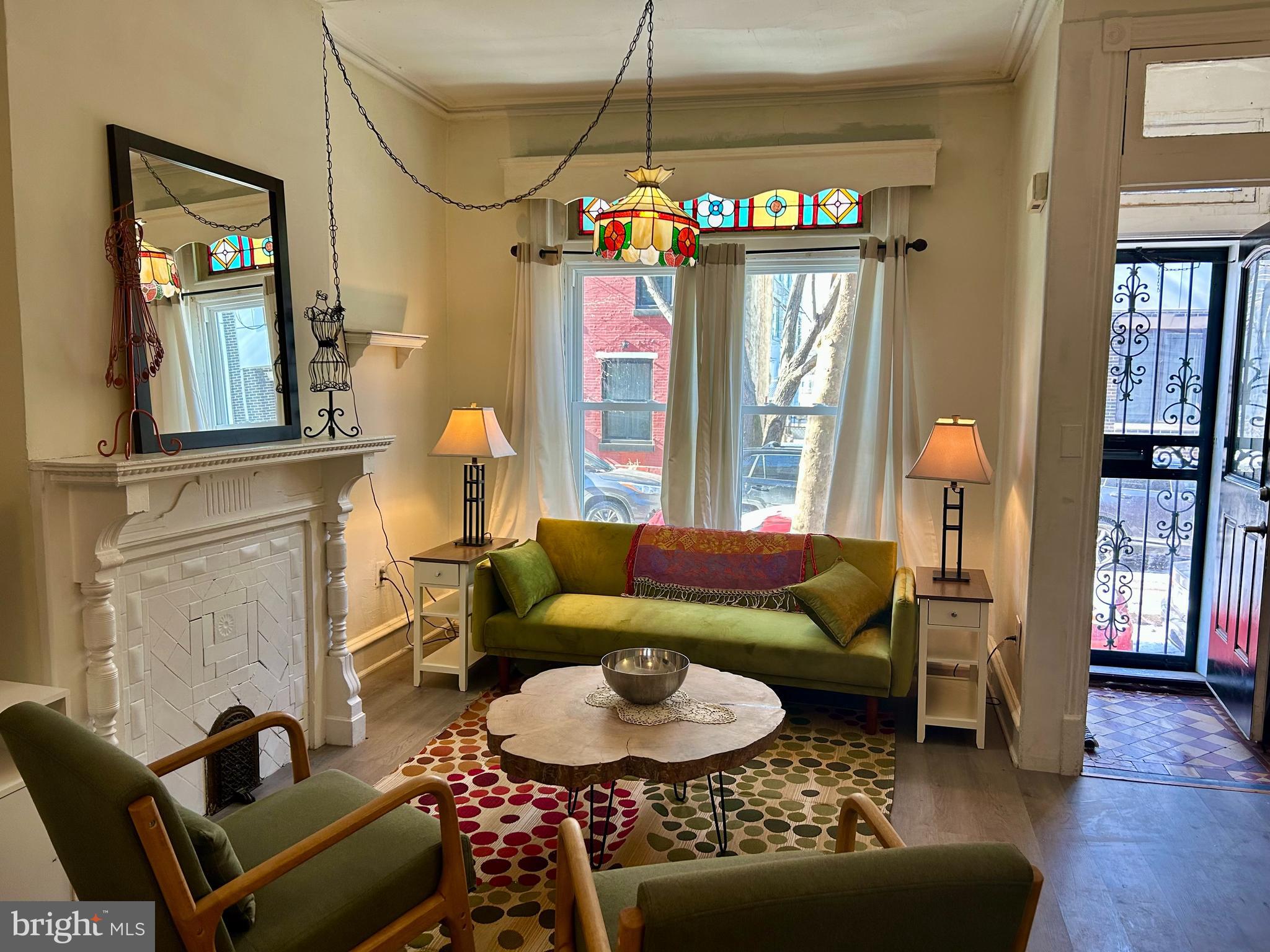 KENSINGTON - Residential