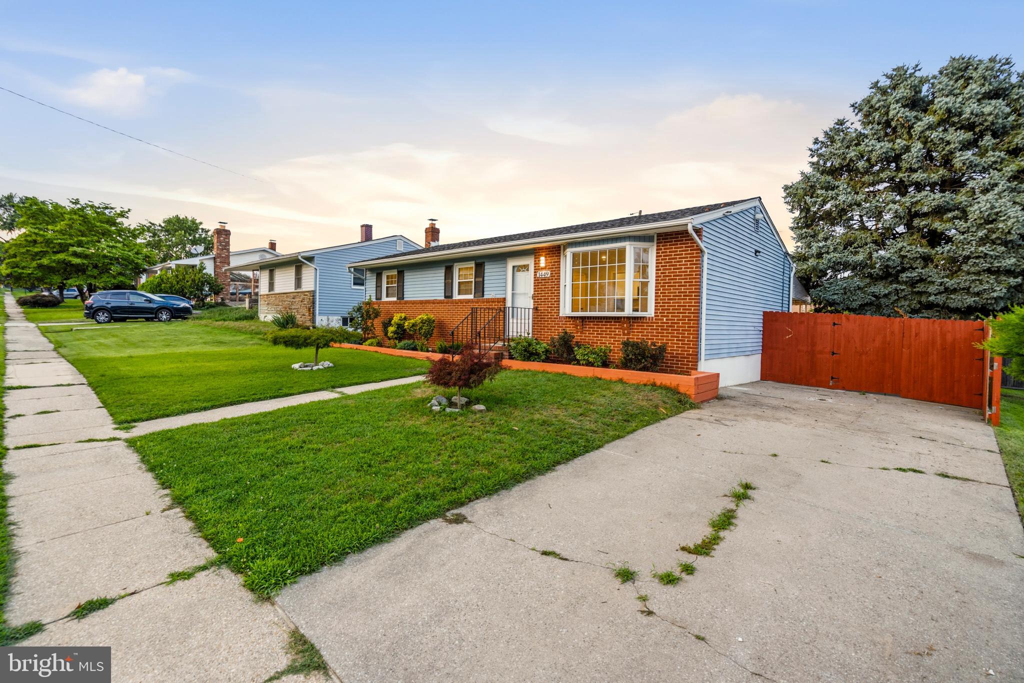 PLEASANTVILLE - Residential
