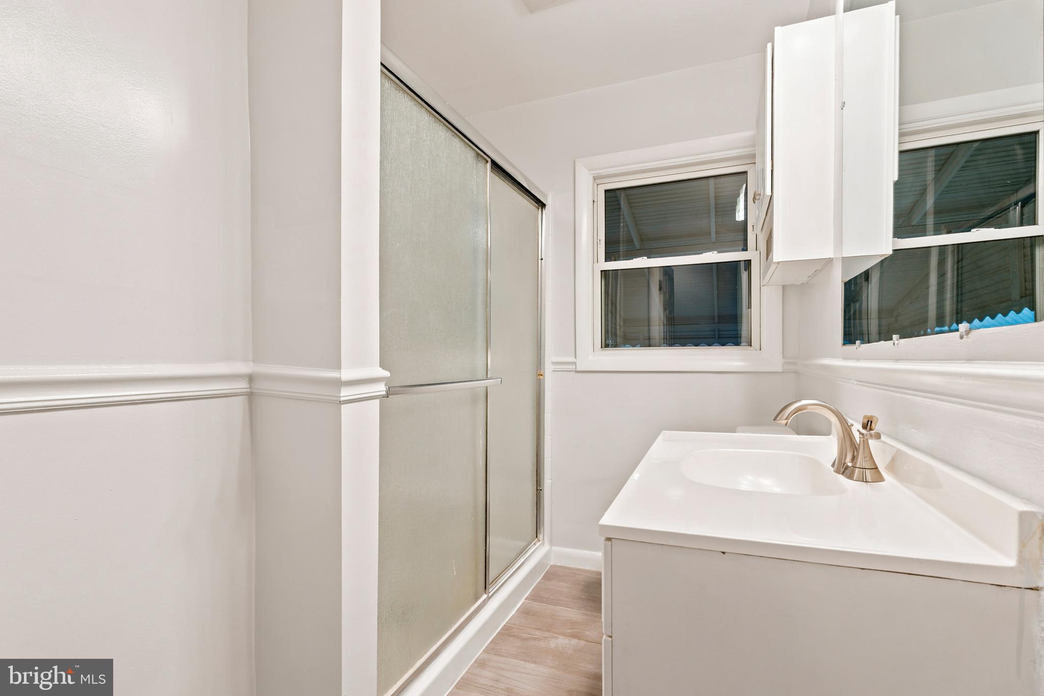 PLEASANTVILLE - Residential