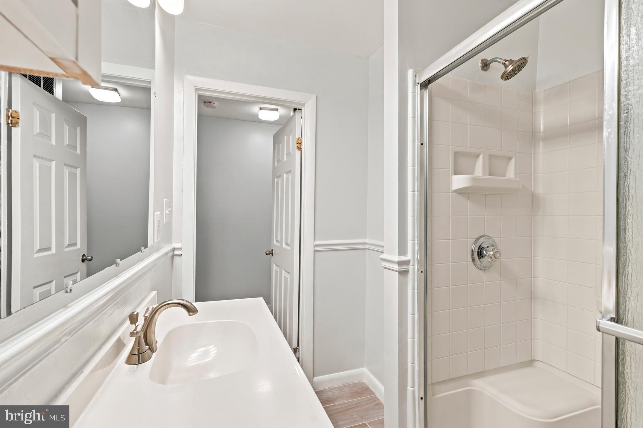 PLEASANTVILLE - Residential