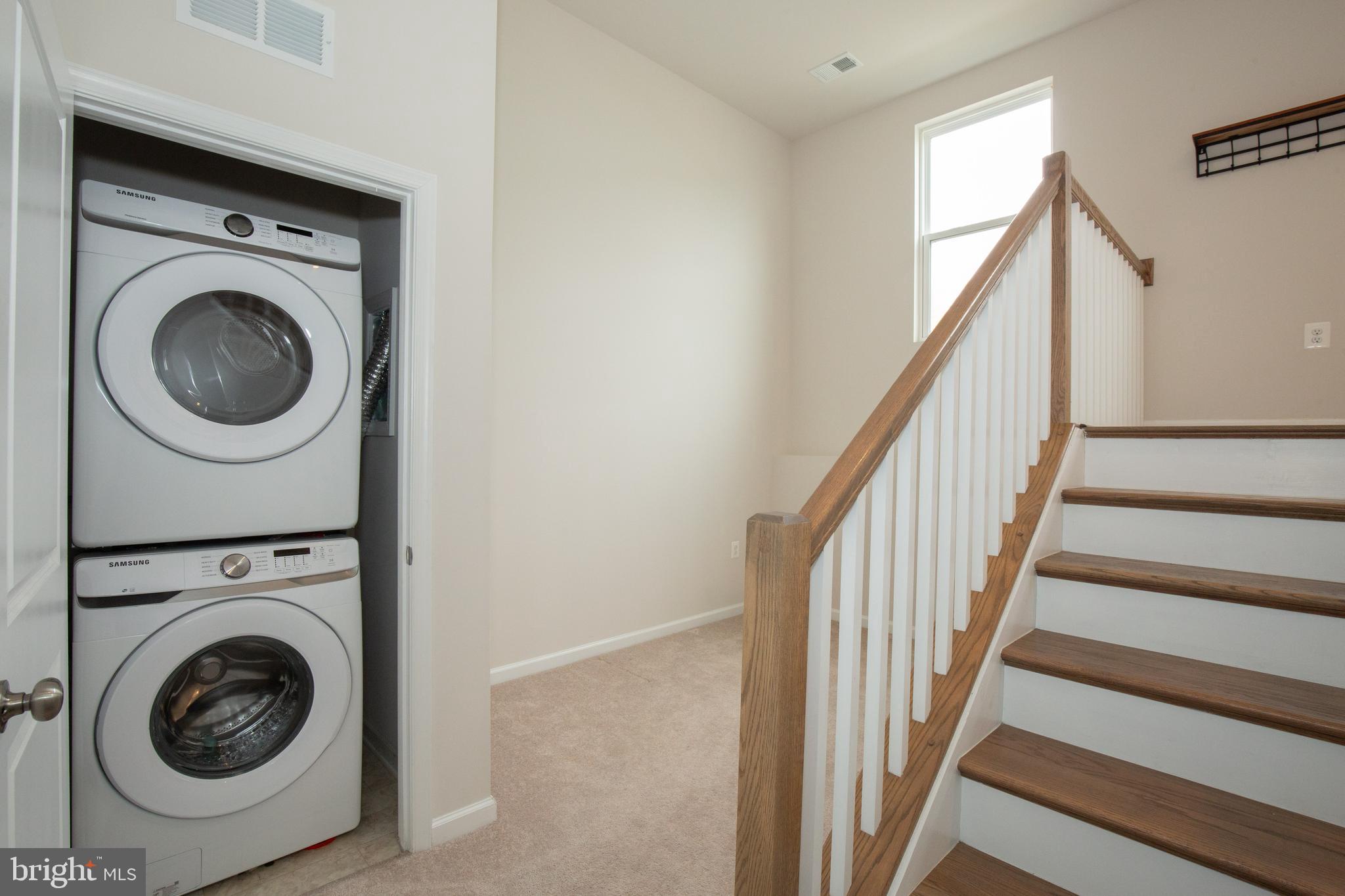 PRESIDENTS POINTE - Residential Lease