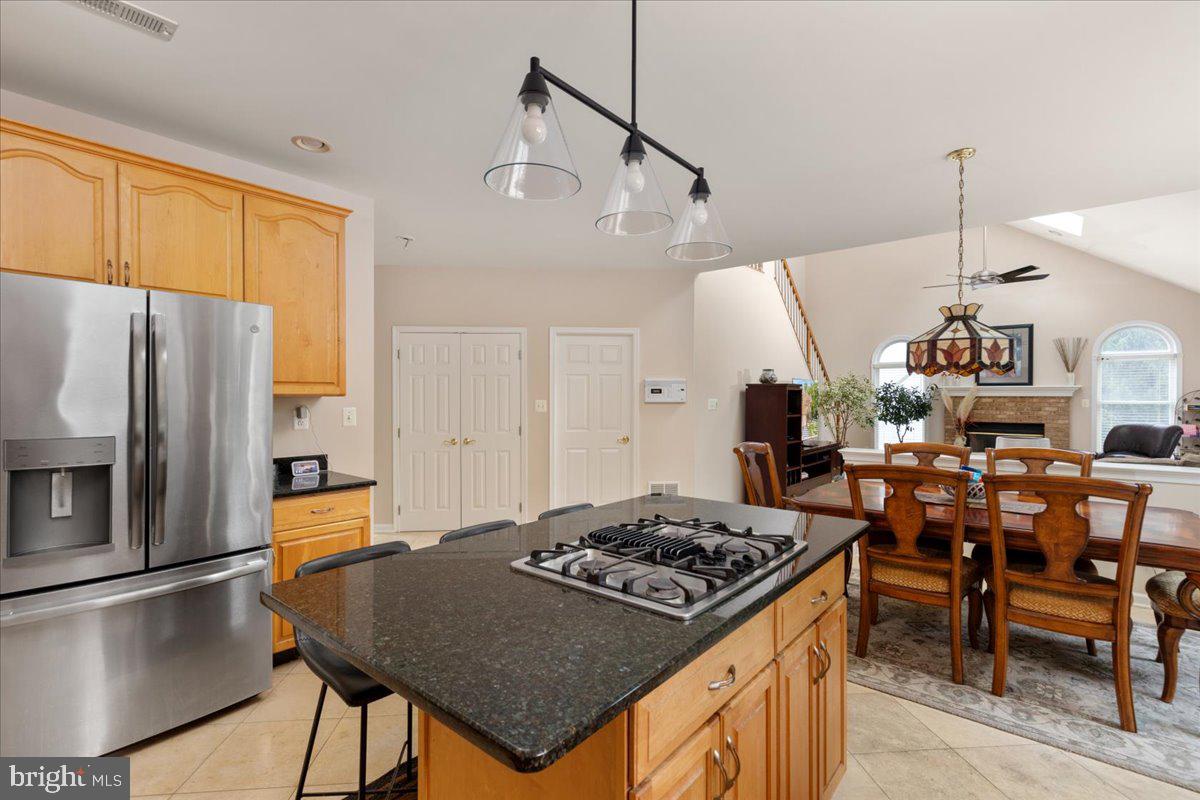 RIDGEGATE WOODS - Residential