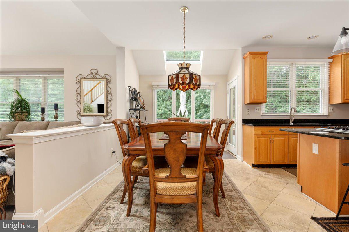 RIDGEGATE WOODS - Residential
