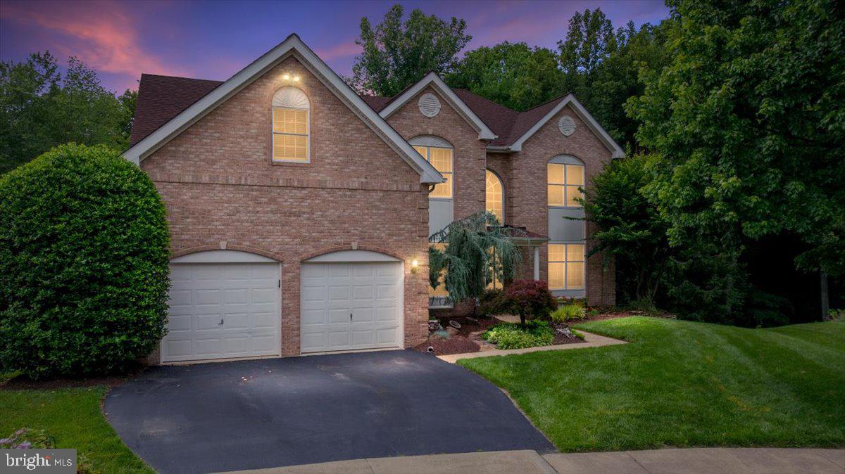 RIDGEGATE WOODS - Residential