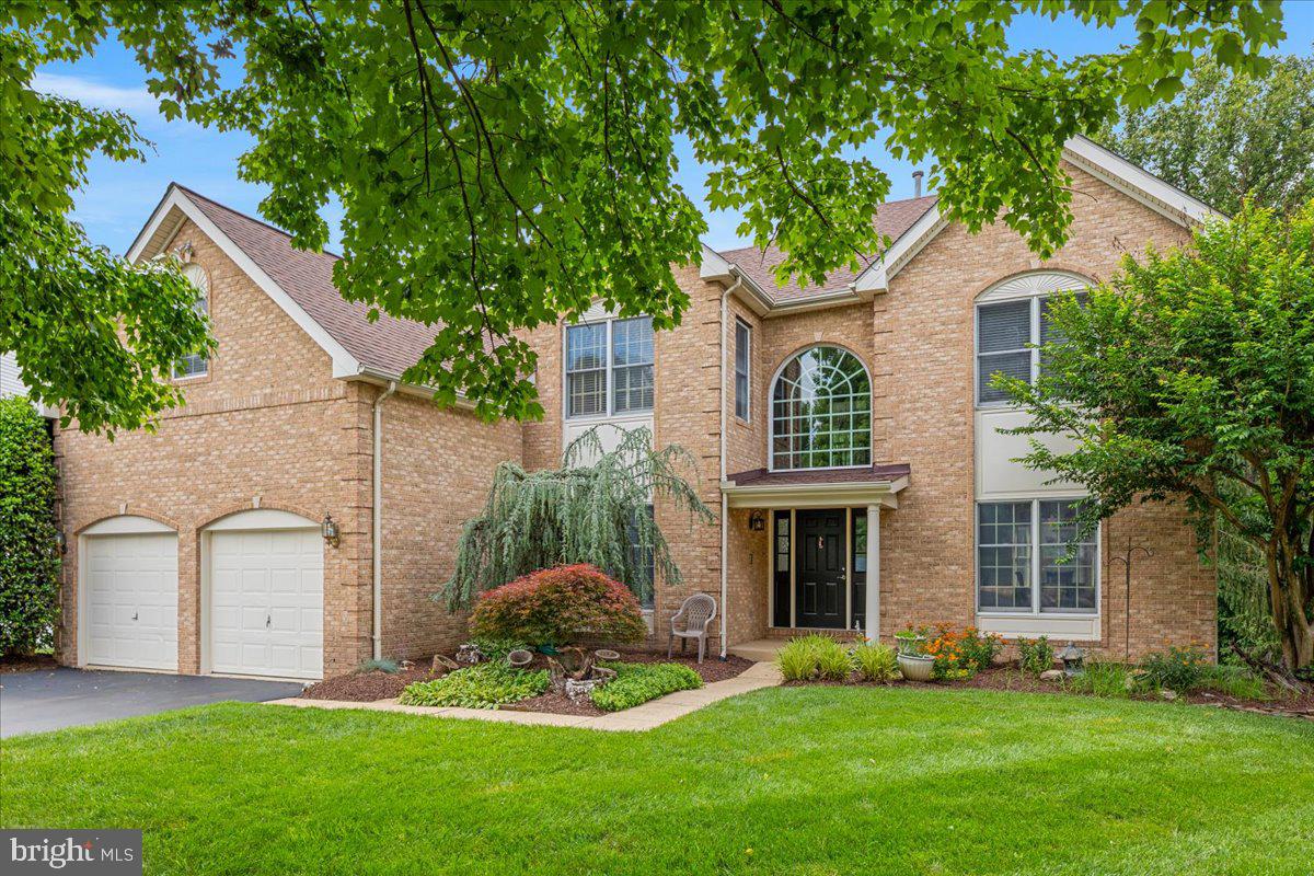 RIDGEGATE WOODS - Residential