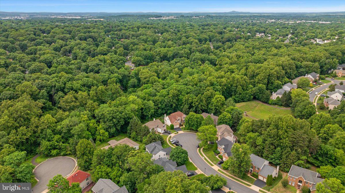 RIDGEGATE WOODS - Residential