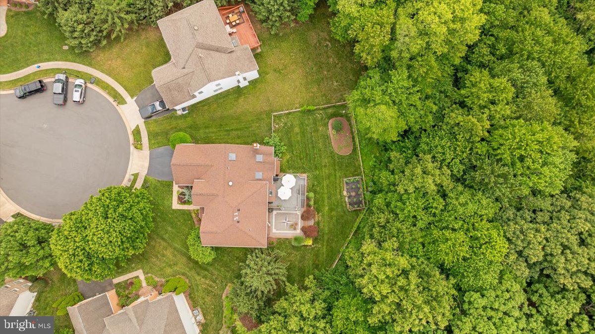 RIDGEGATE WOODS - Residential