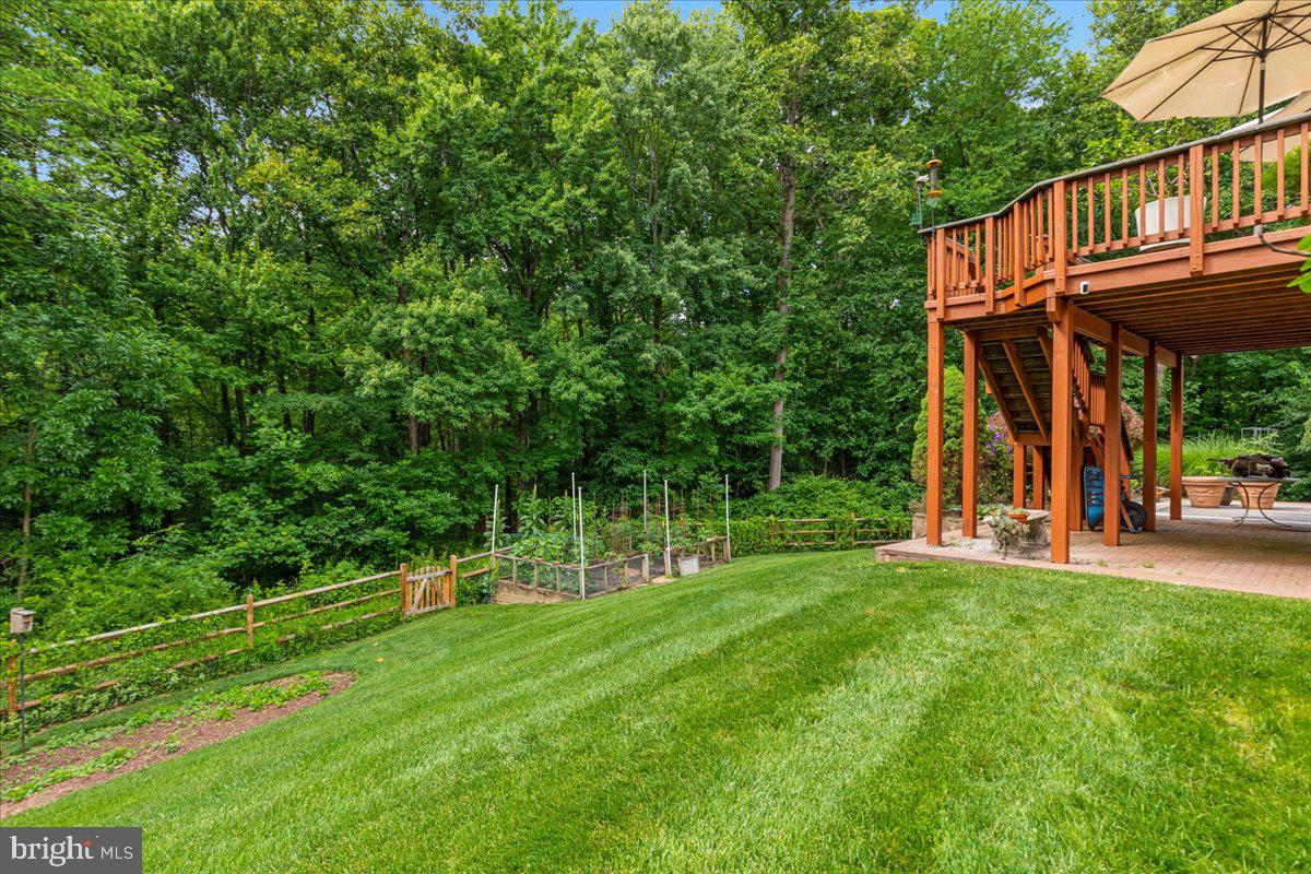 RIDGEGATE WOODS - Residential