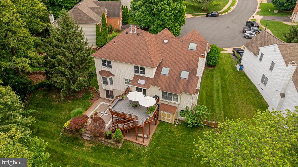 RIDGEGATE WOODS - Residential