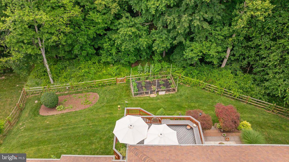 RIDGEGATE WOODS - Residential