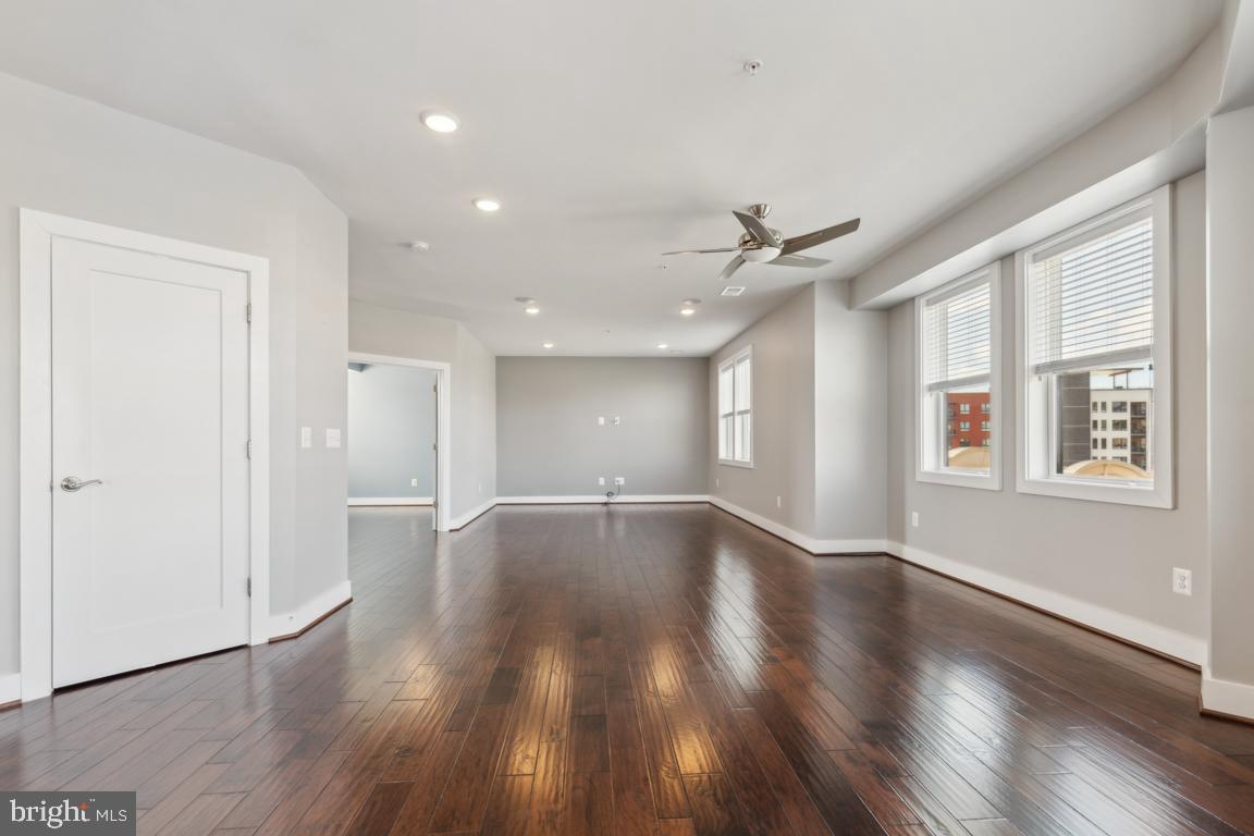 ONE LOUDOUN - Residential Lease