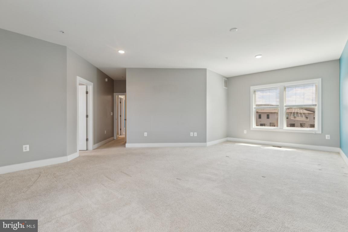 ONE LOUDOUN - Residential Lease