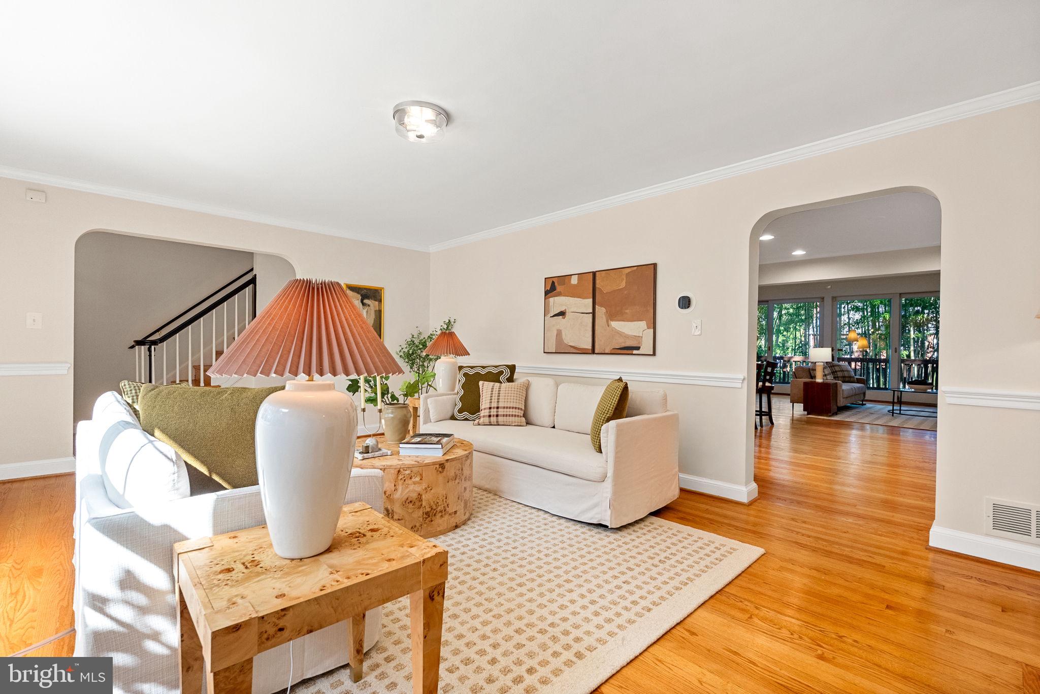 ARLINGTON RIDGE - Residential