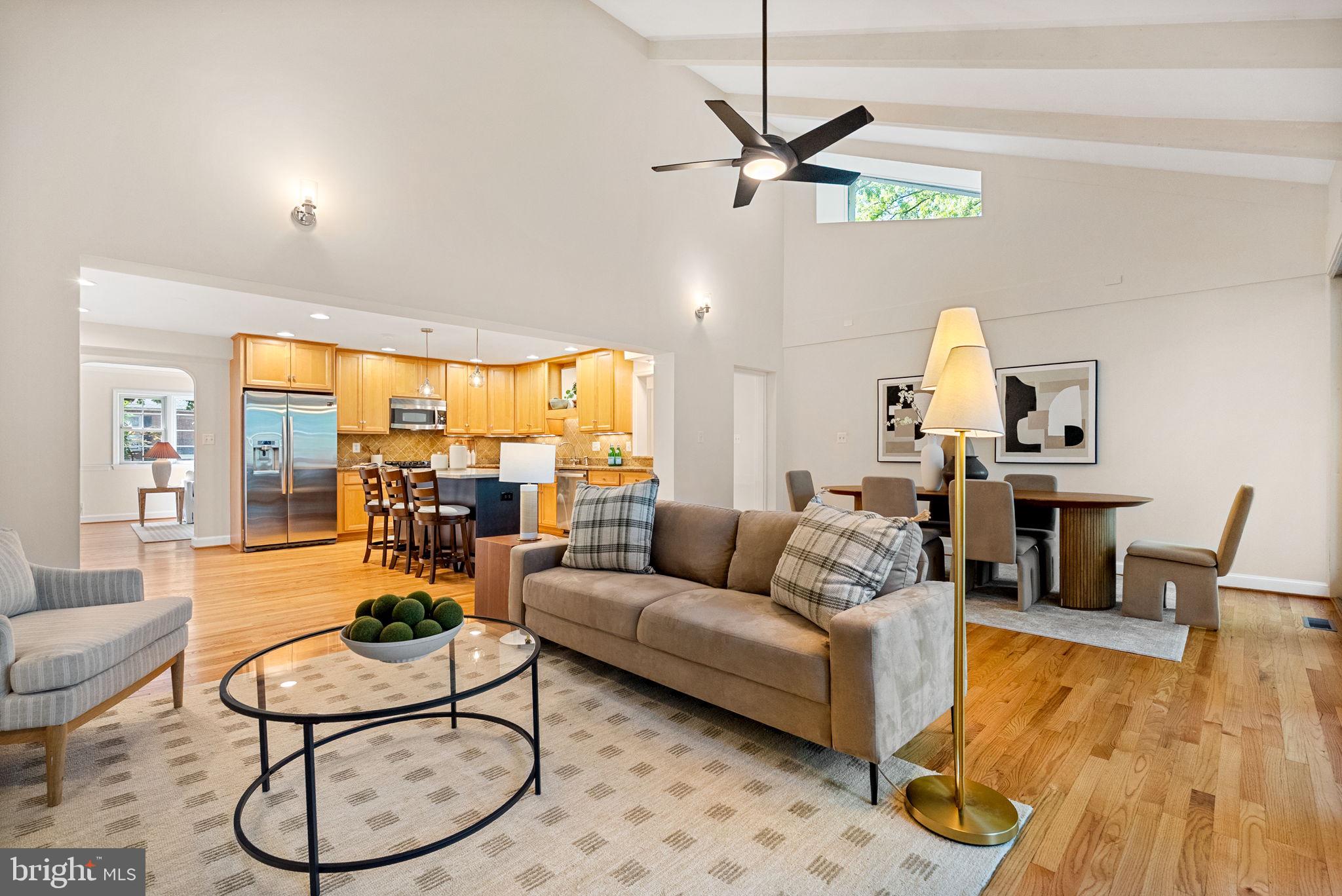 ARLINGTON RIDGE - Residential
