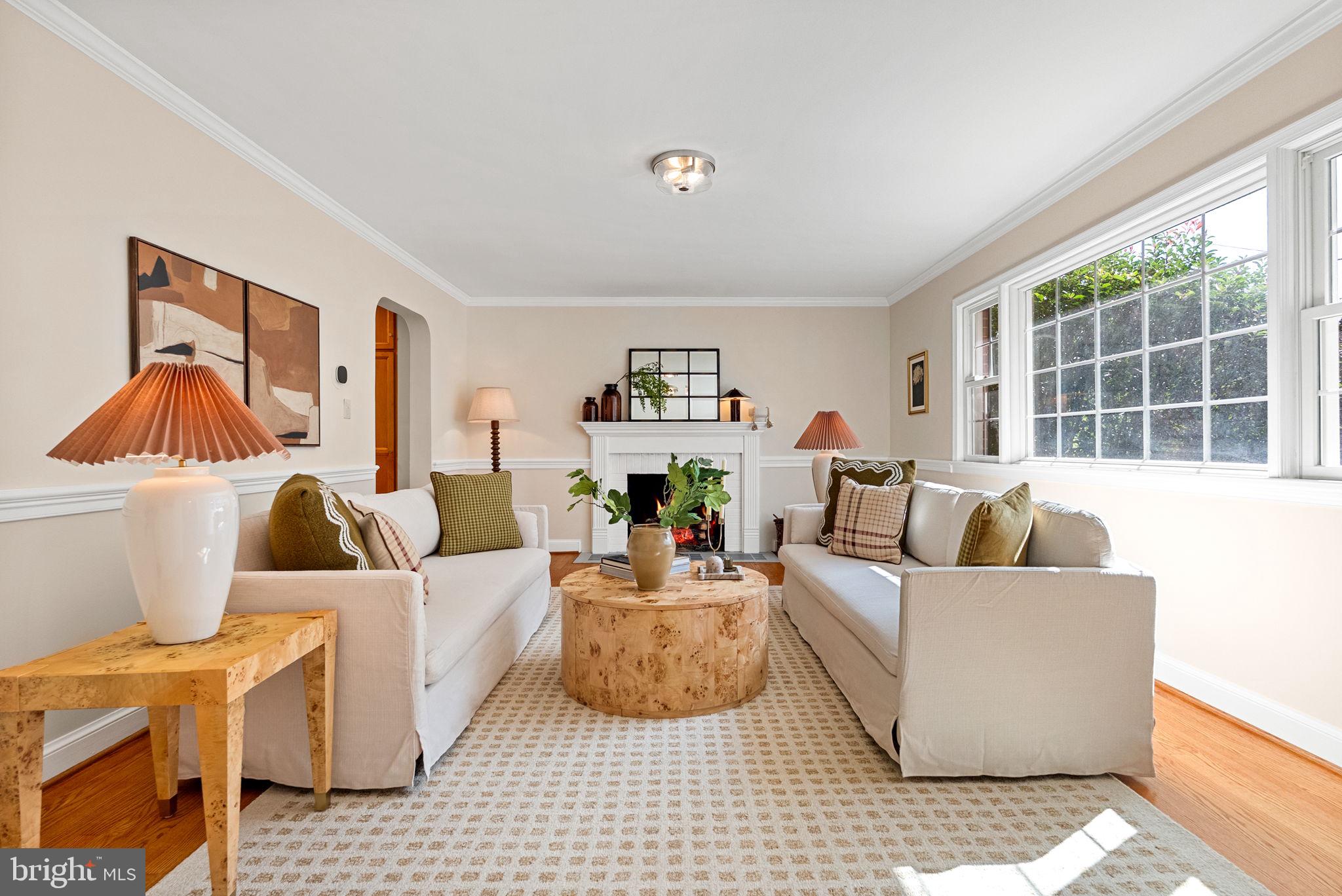 ARLINGTON RIDGE - Residential