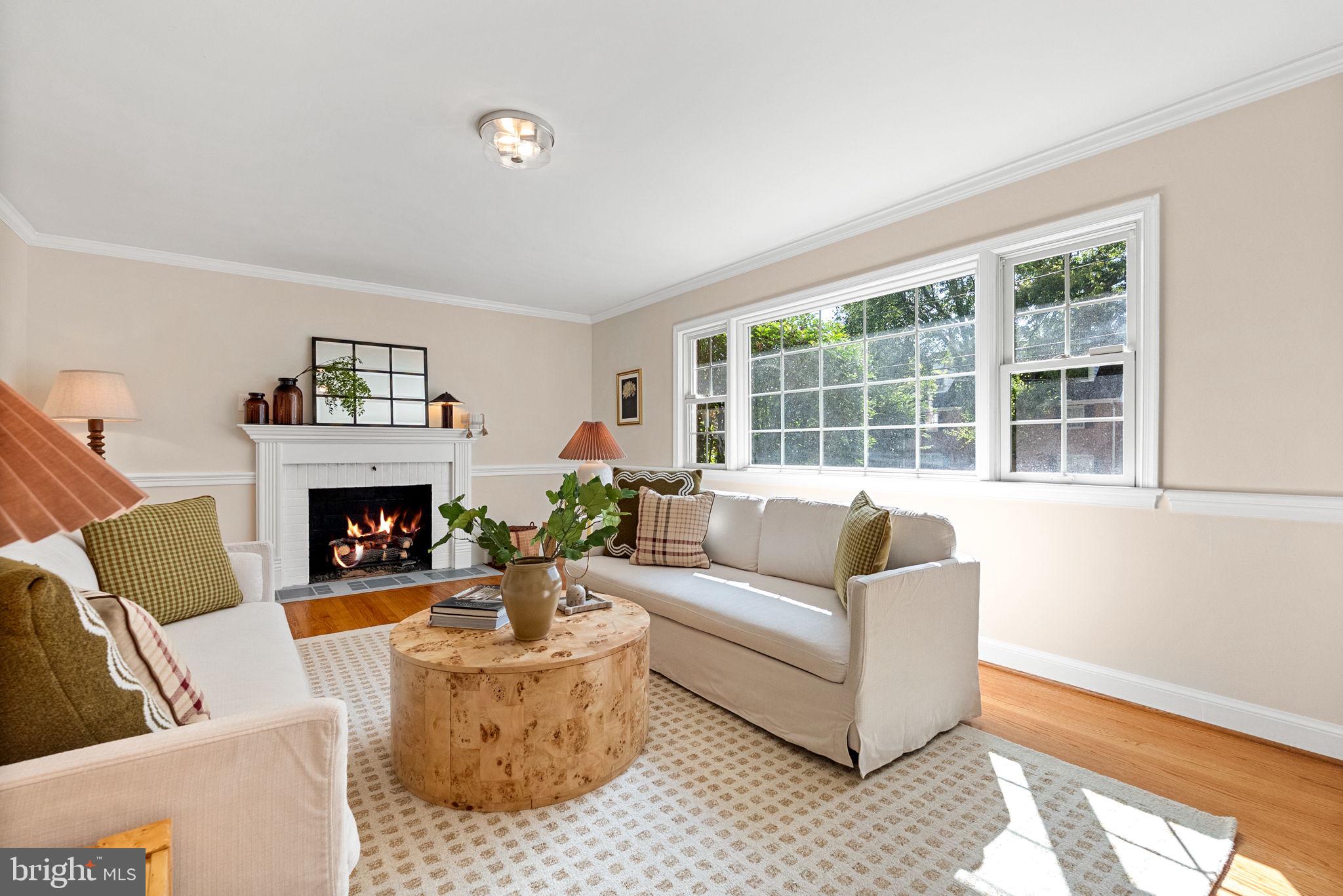 ARLINGTON RIDGE - Residential