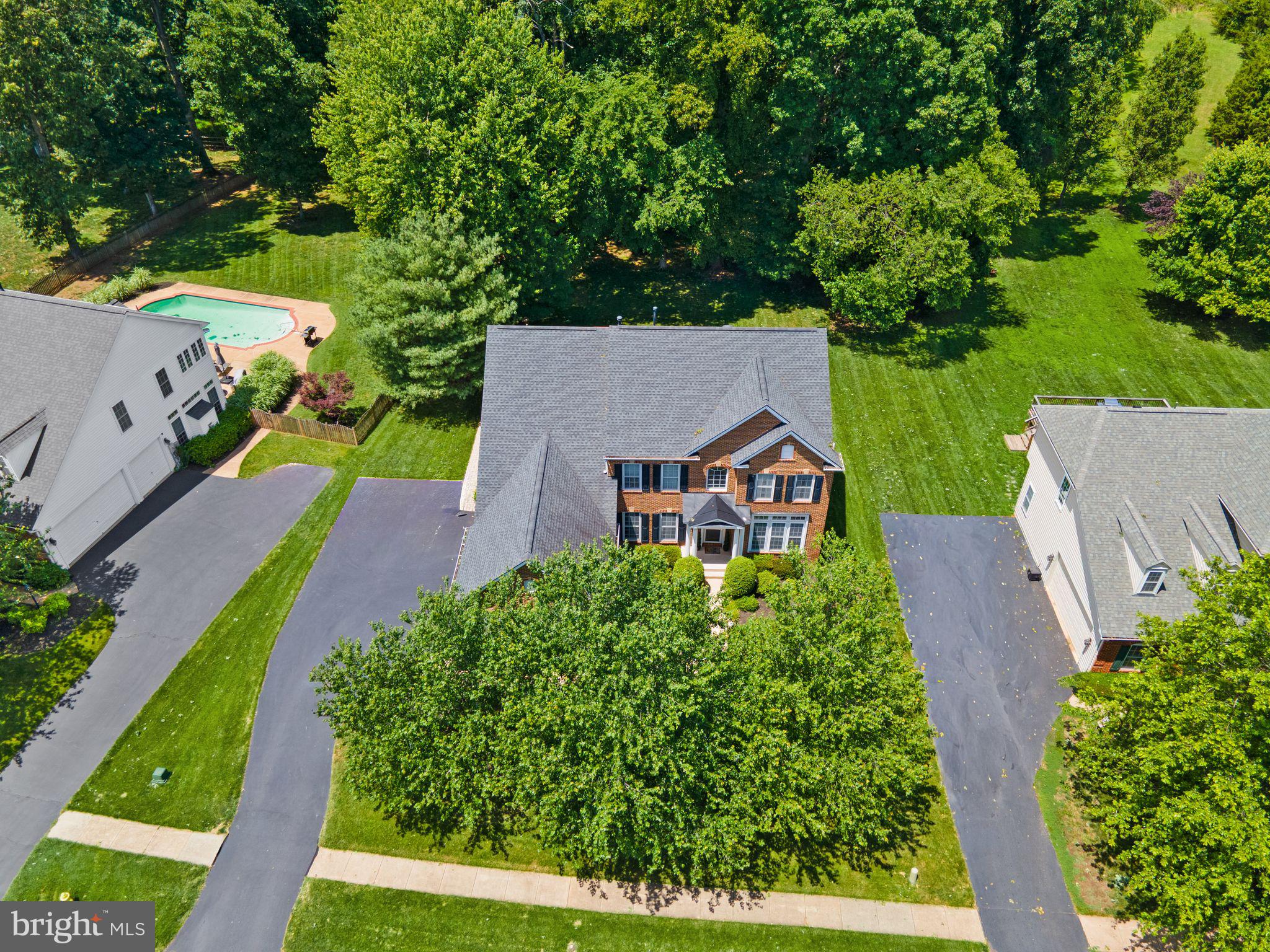 OAK VALLEY - Residential
