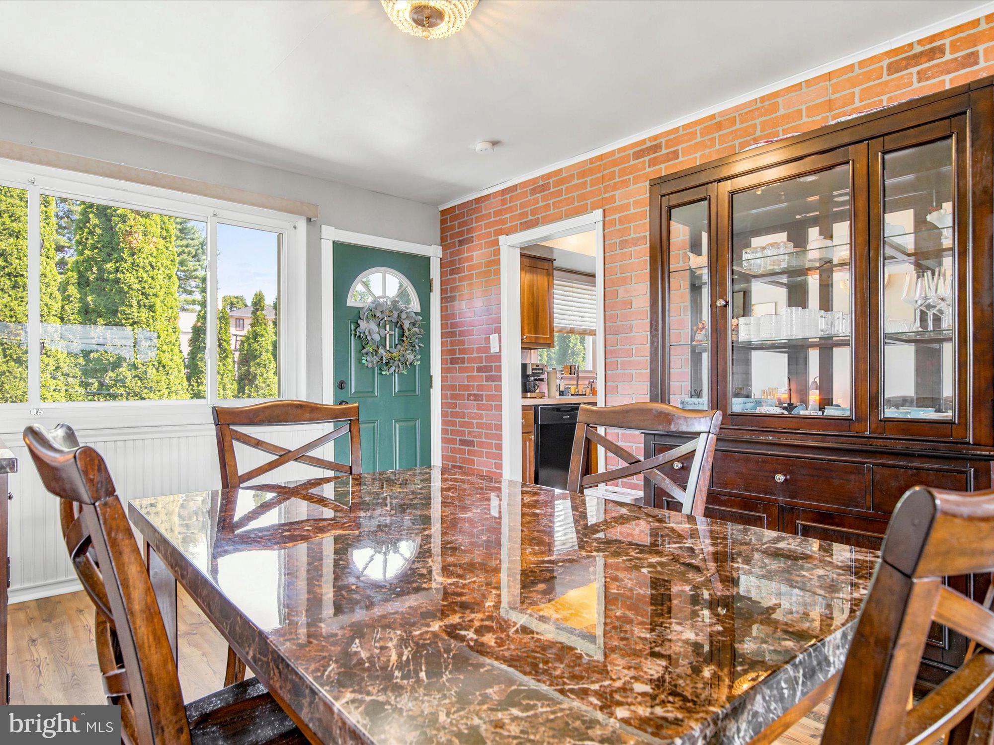 WILLOW FARMS - Residential