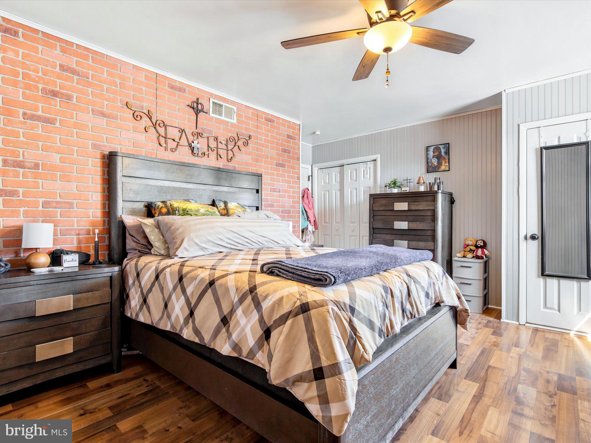 WILLOW FARMS - Residential