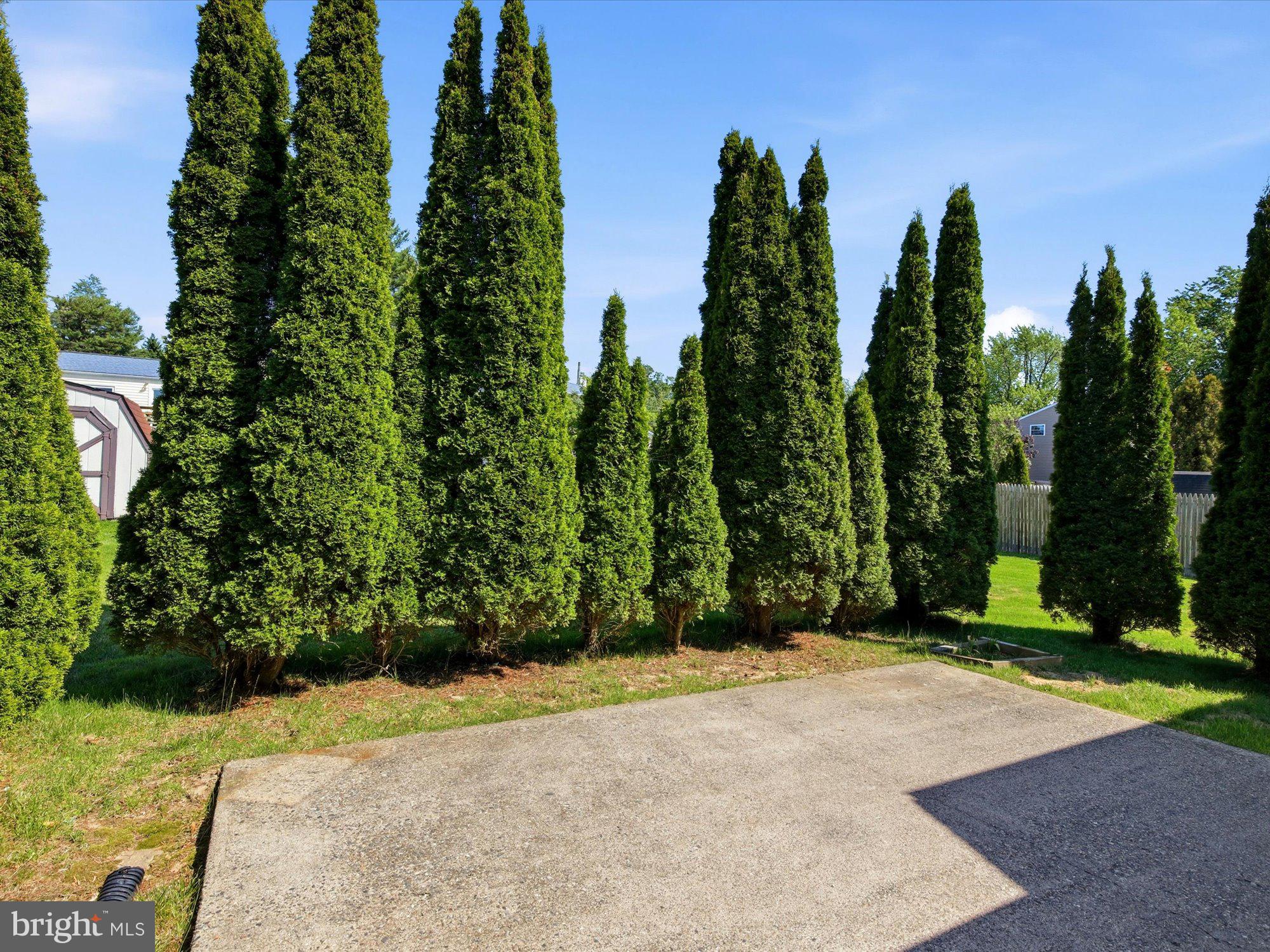 WILLOW FARMS - Residential