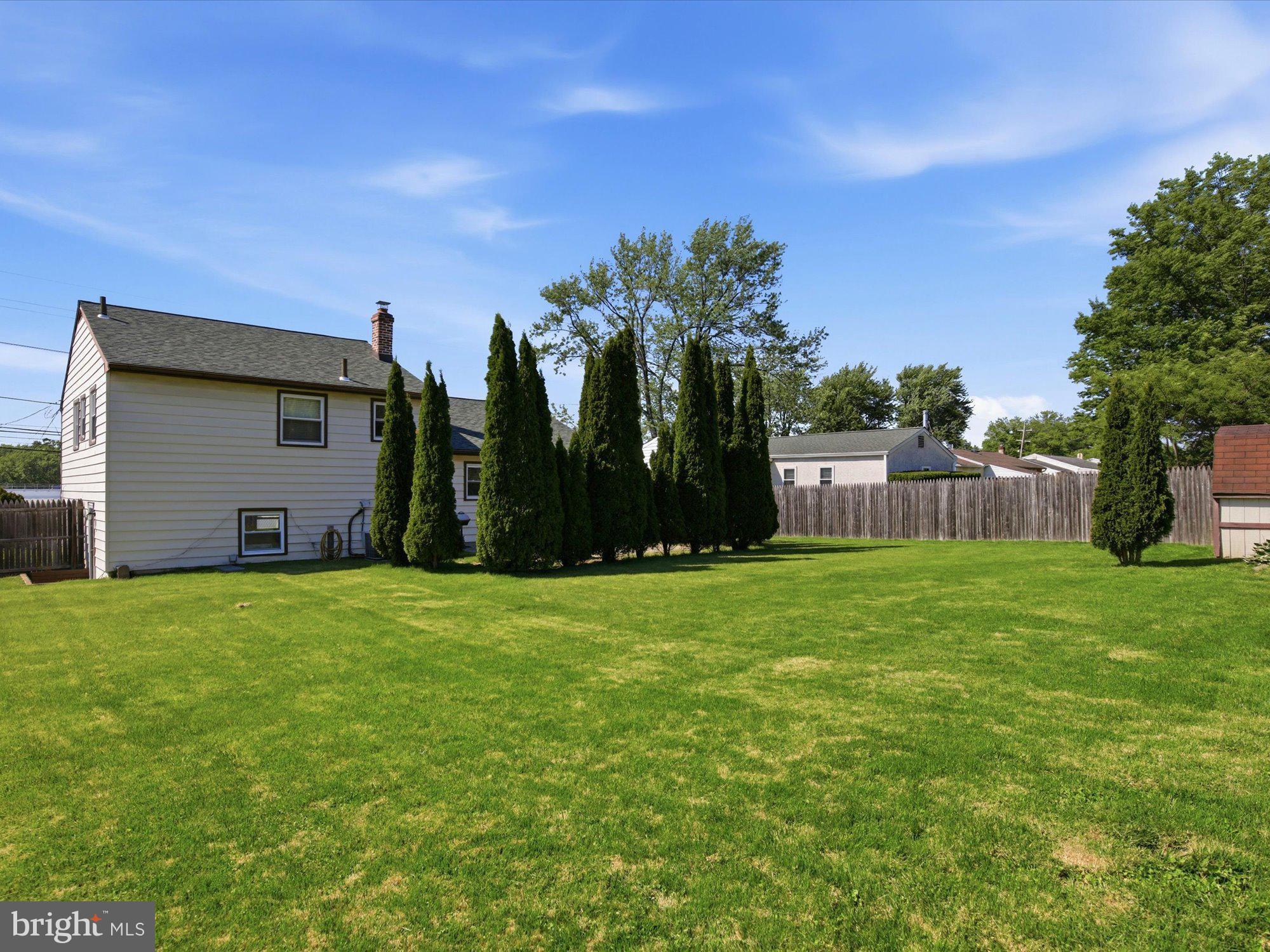 WILLOW FARMS - Residential