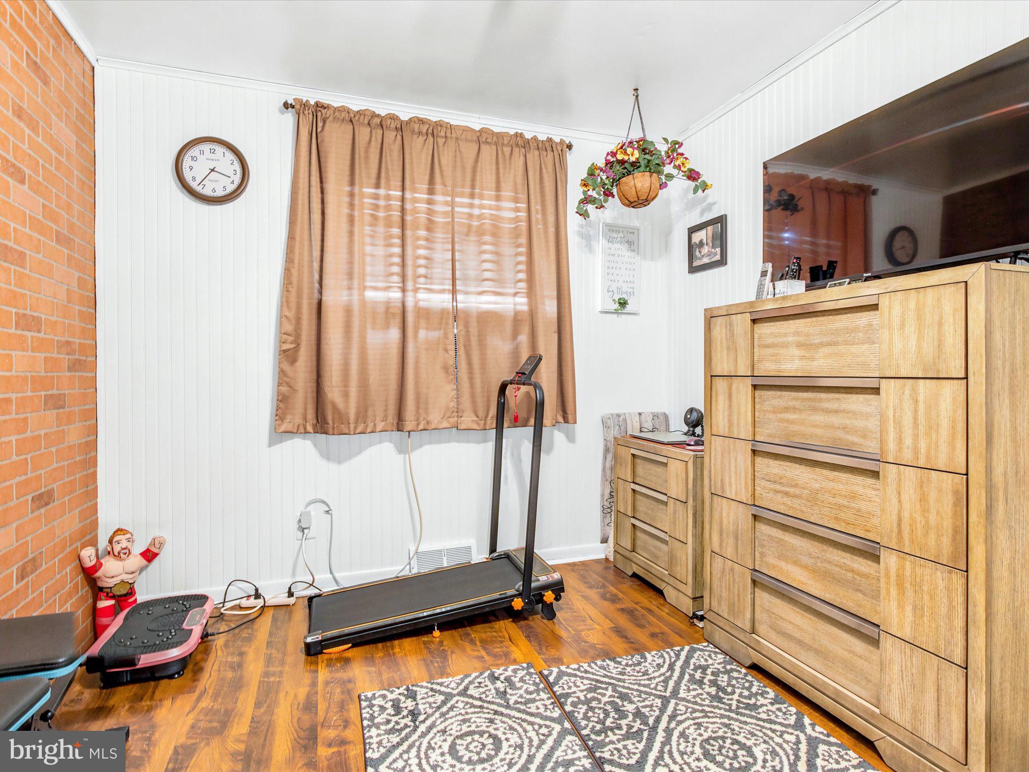 WILLOW FARMS - Residential