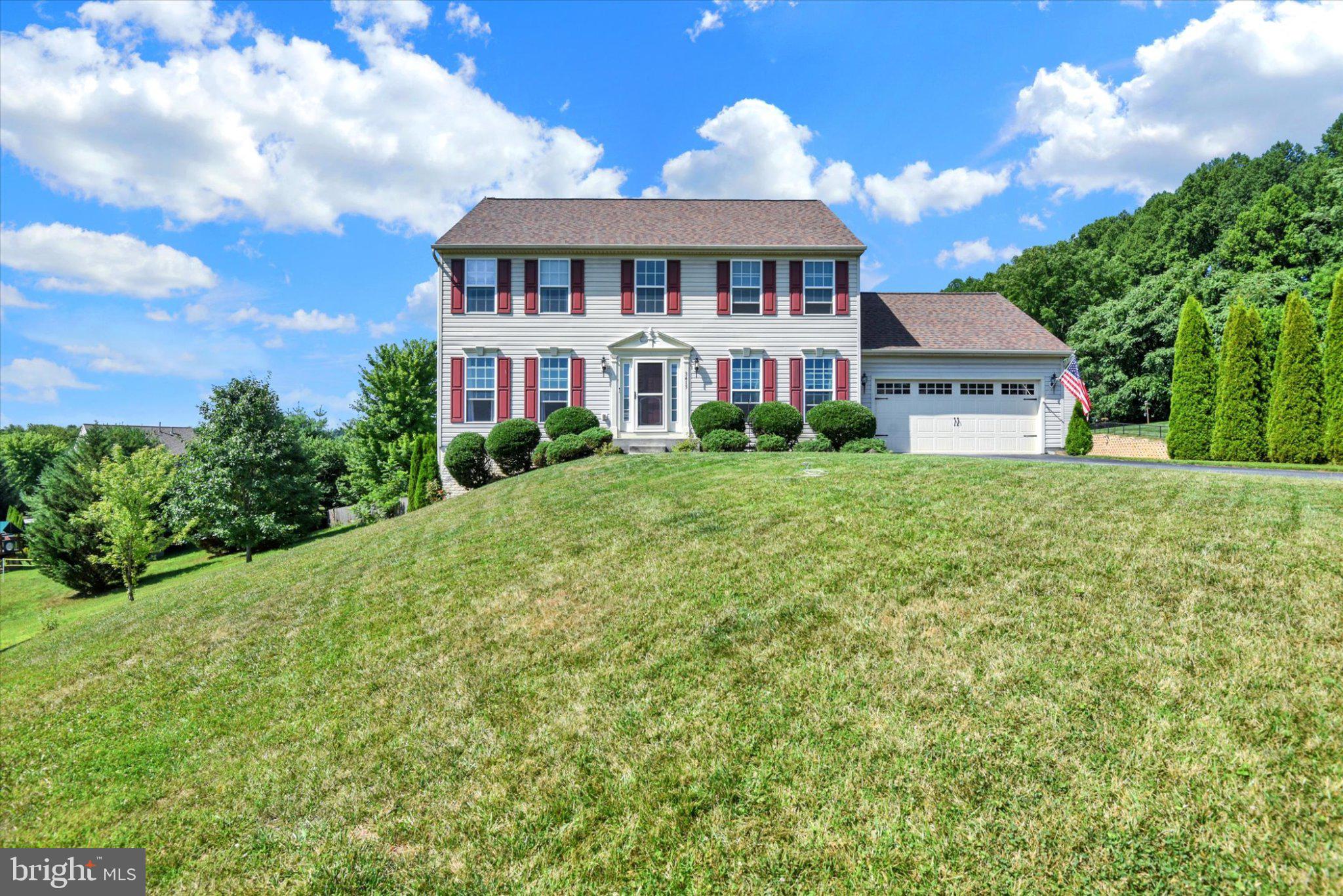 HALLIE HILL FARM - Residential