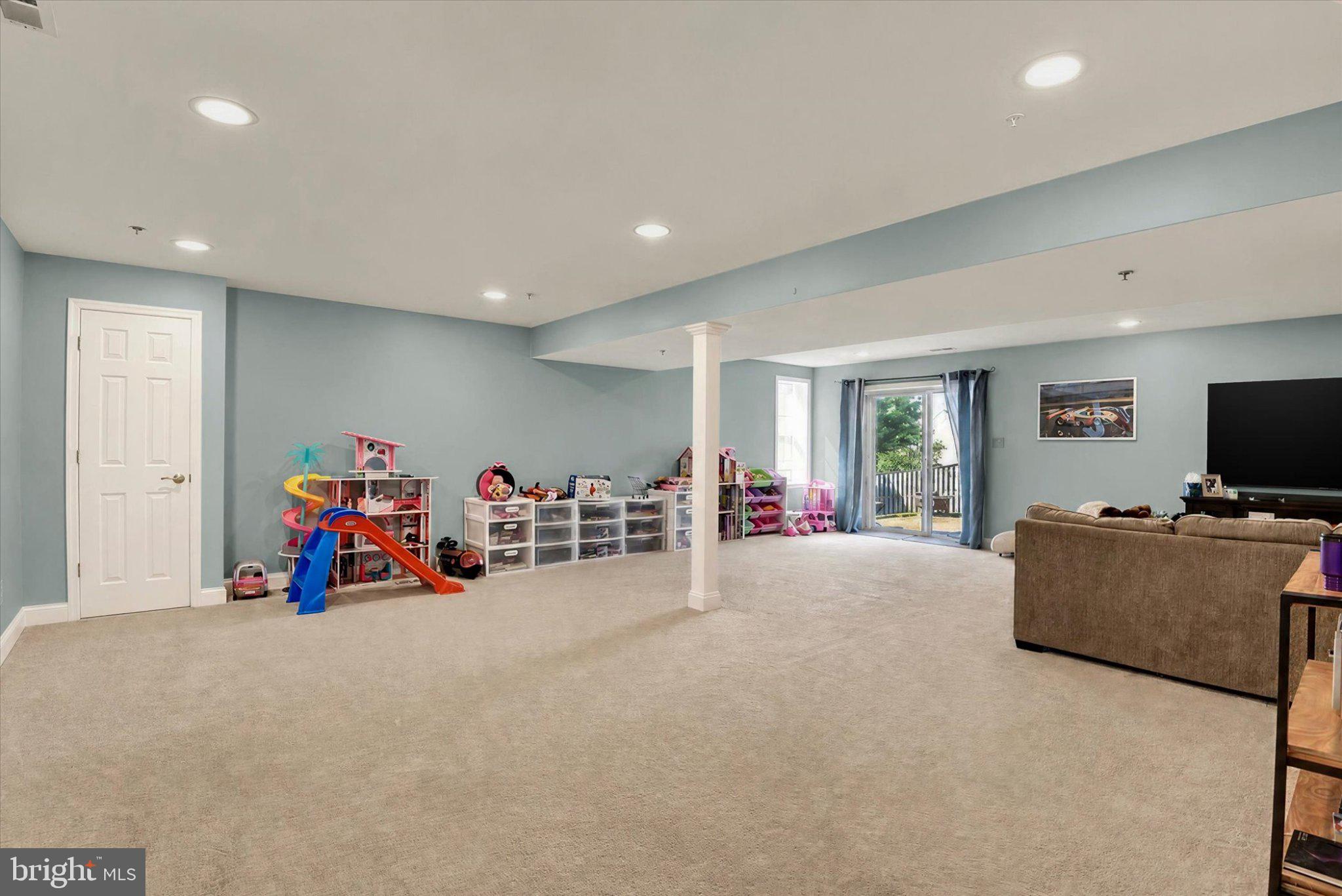 HALLIE HILL FARM - Residential