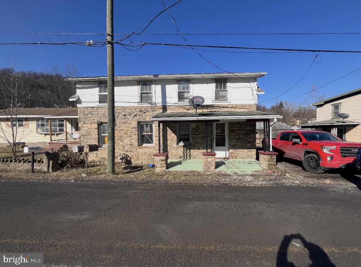 ONLINE AUCTION: This auction takes place on the Ashland Auction Group Website Bidding Platform.  Bidding begins 6/4/2026 @ 10:00 AM. Bidding ends 6/8/2026 @ 11:00 AM. List Price is Suggested Opening Bid. Deposit: $5,000.

2 Story Townhouse located in Allegany County.
Easy access to major traffic artery Mt. Savage Row NW
Property is vacant.