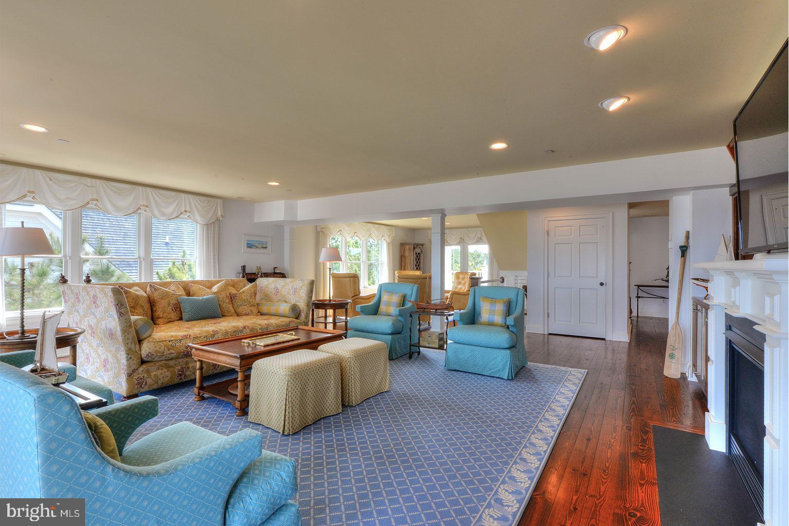 NORTH SHORES - Residential