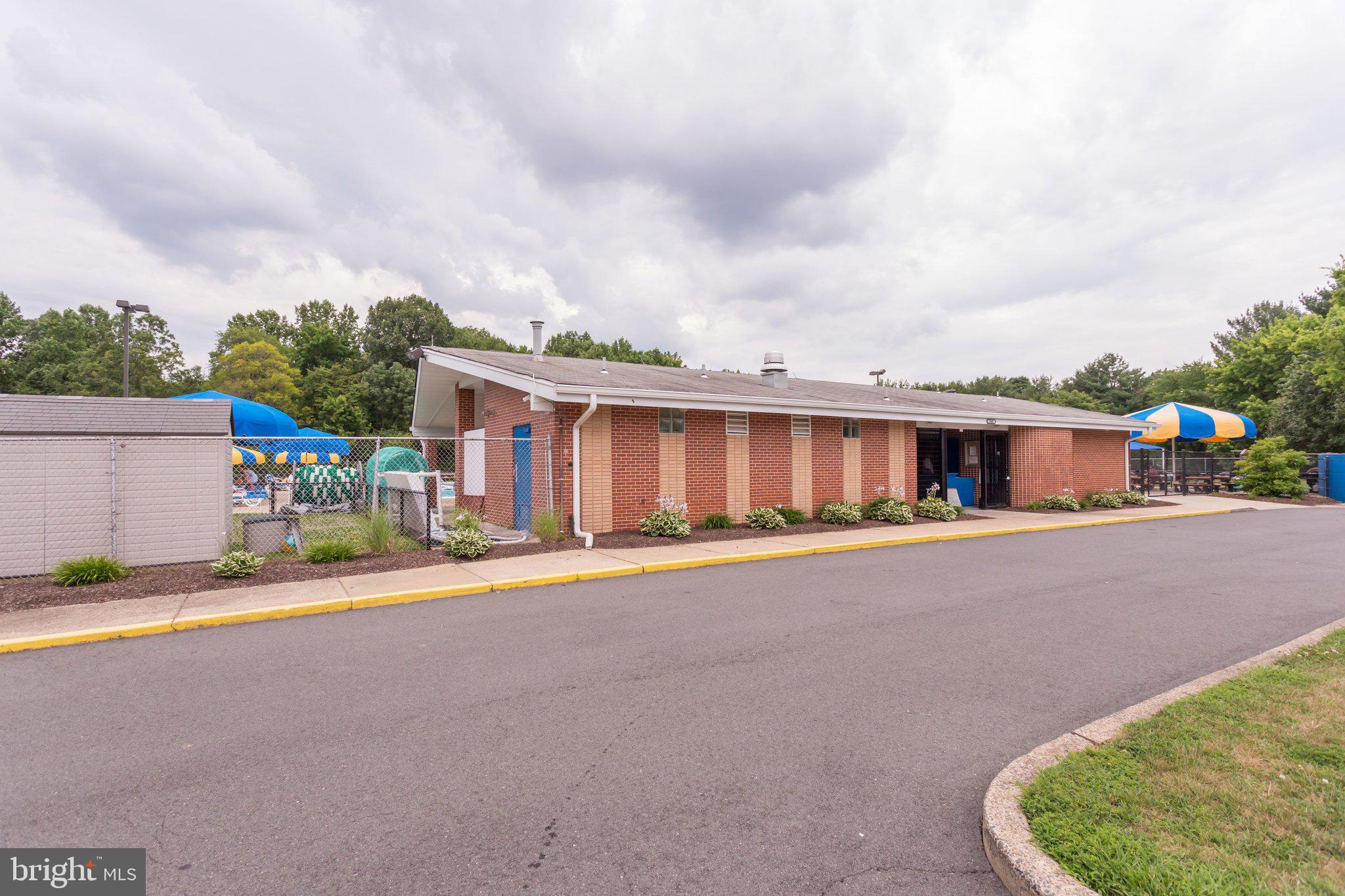 GRAYS POINTE - Residential